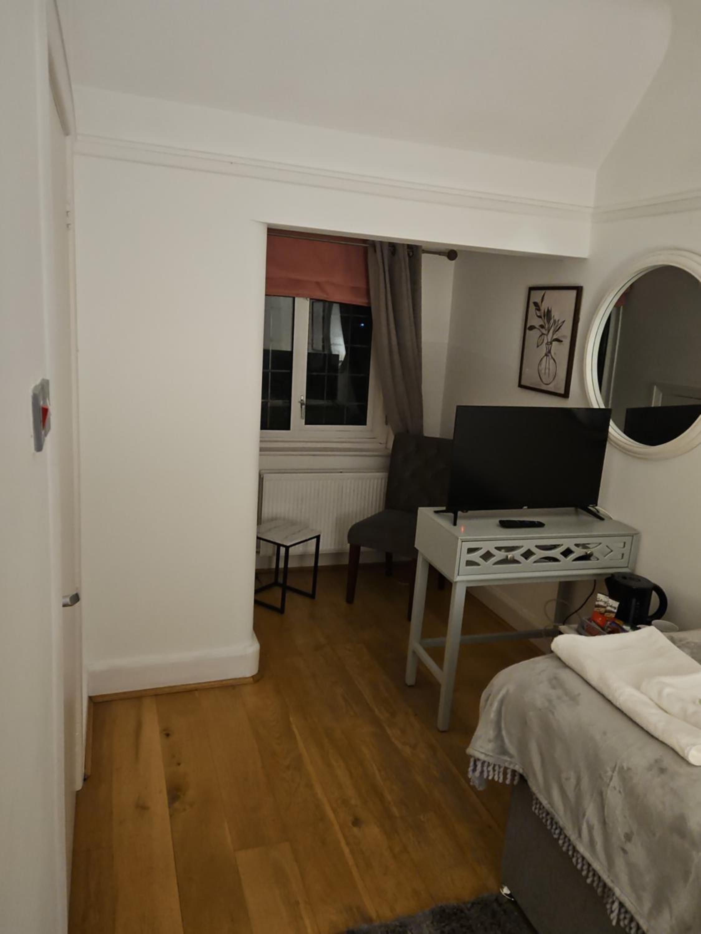 Deluxe Single Room With Sea View photo 3