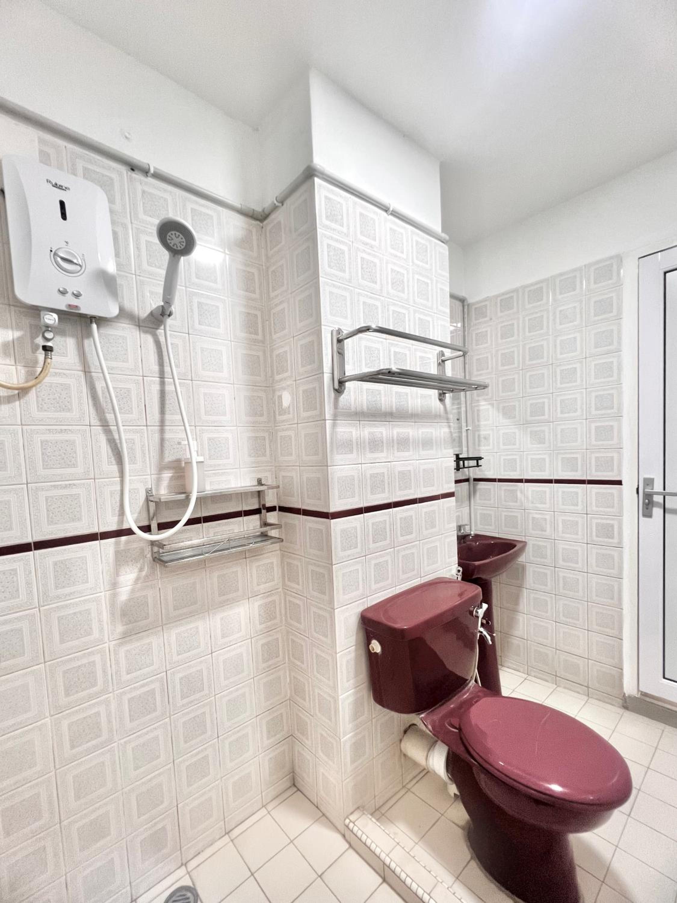 Twin Room With Private Bathroom