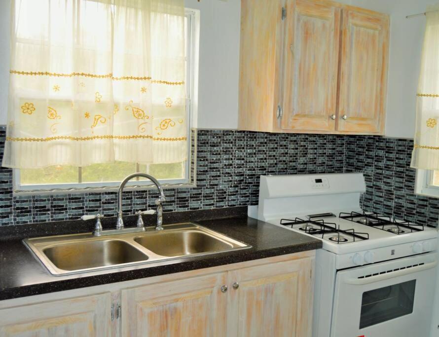 Two-Bedroom House photo 2