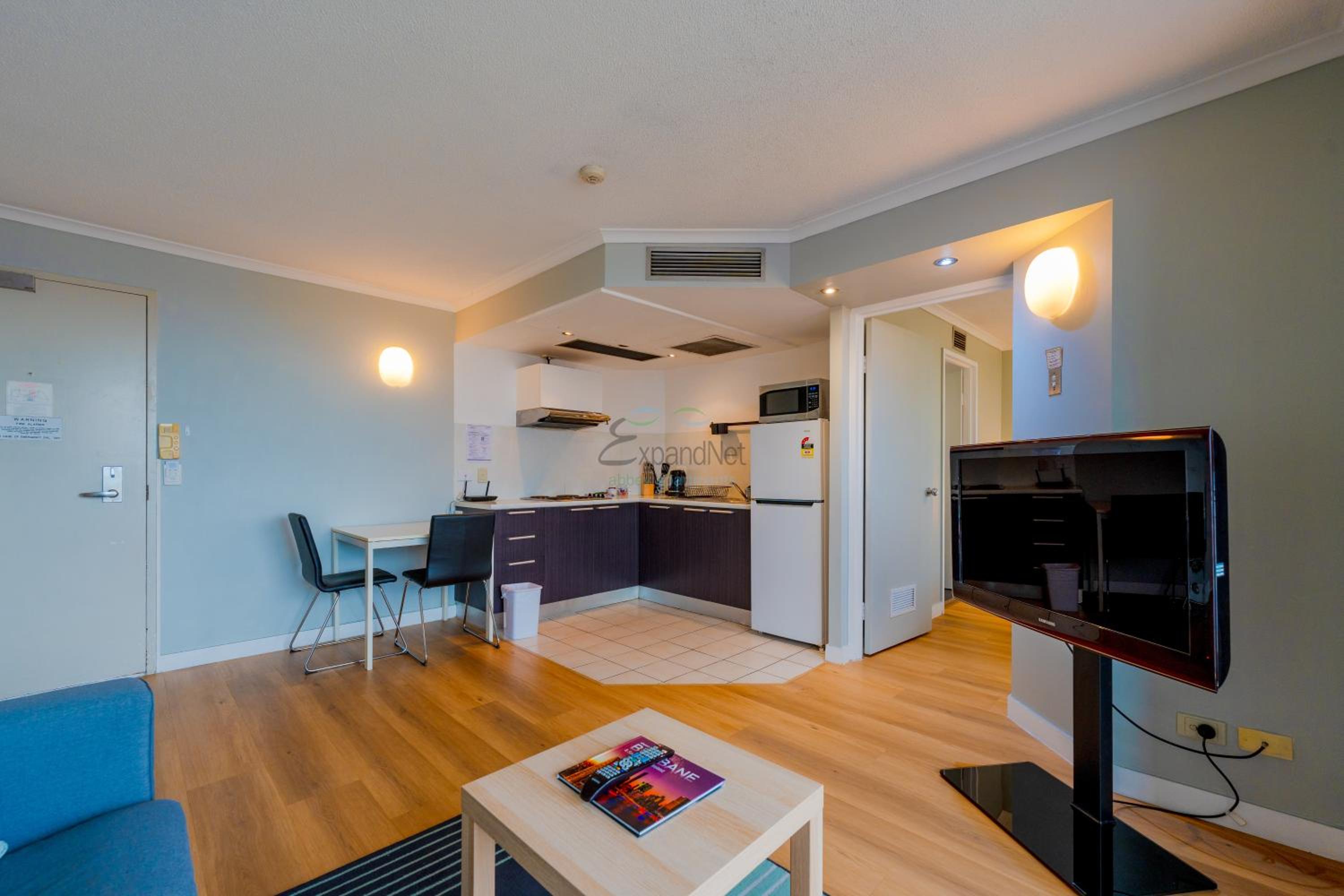 Superior One-Bedroom Apartment