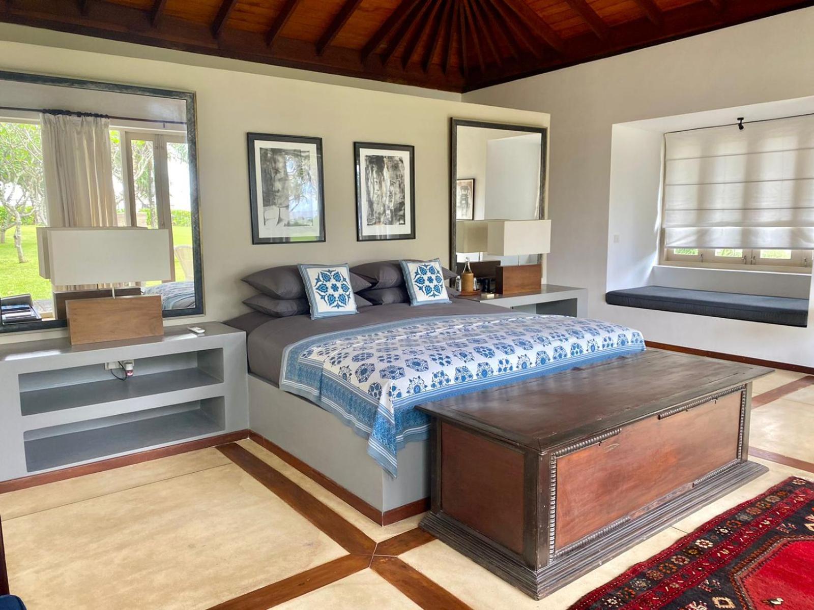 Suite with Garden View
