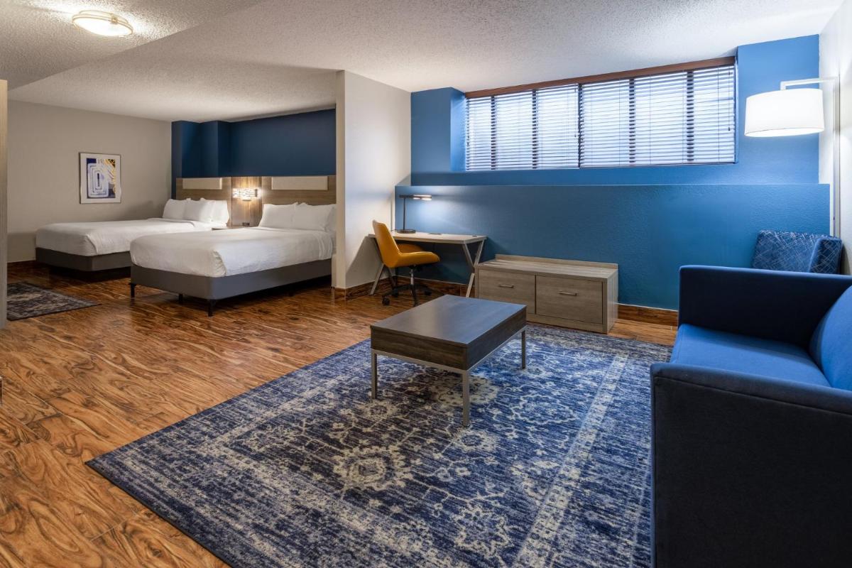 Suite with Two Beds - Non-Smoking