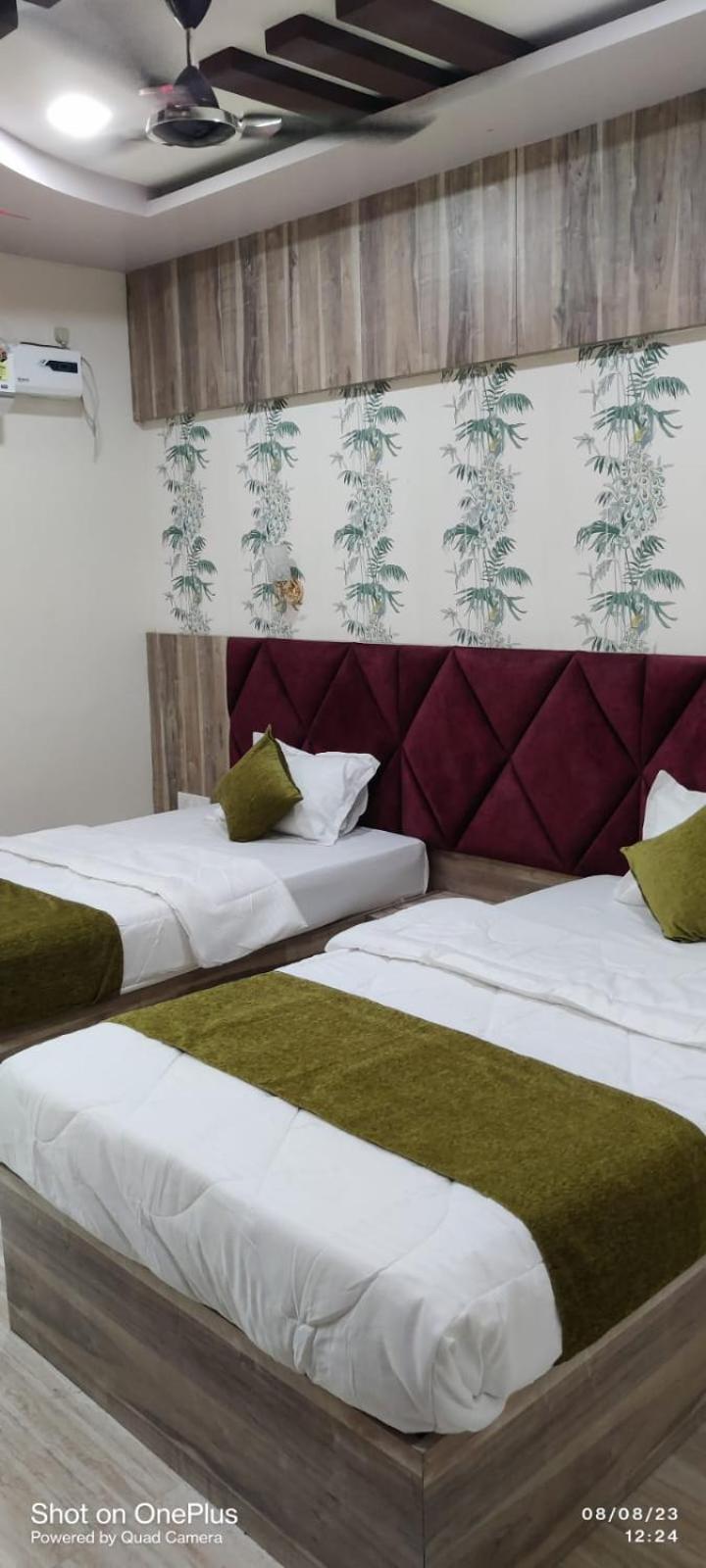 Deluxe Twin Room - Photo 1