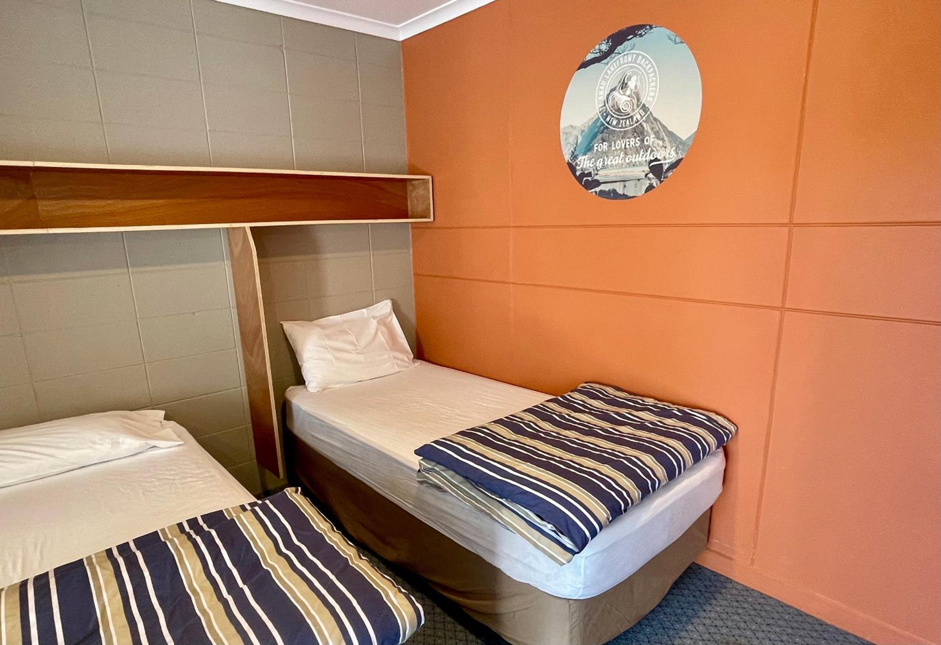 Single Bed in 4 Bed Mixed Dormitory Room Ensuite photo 3