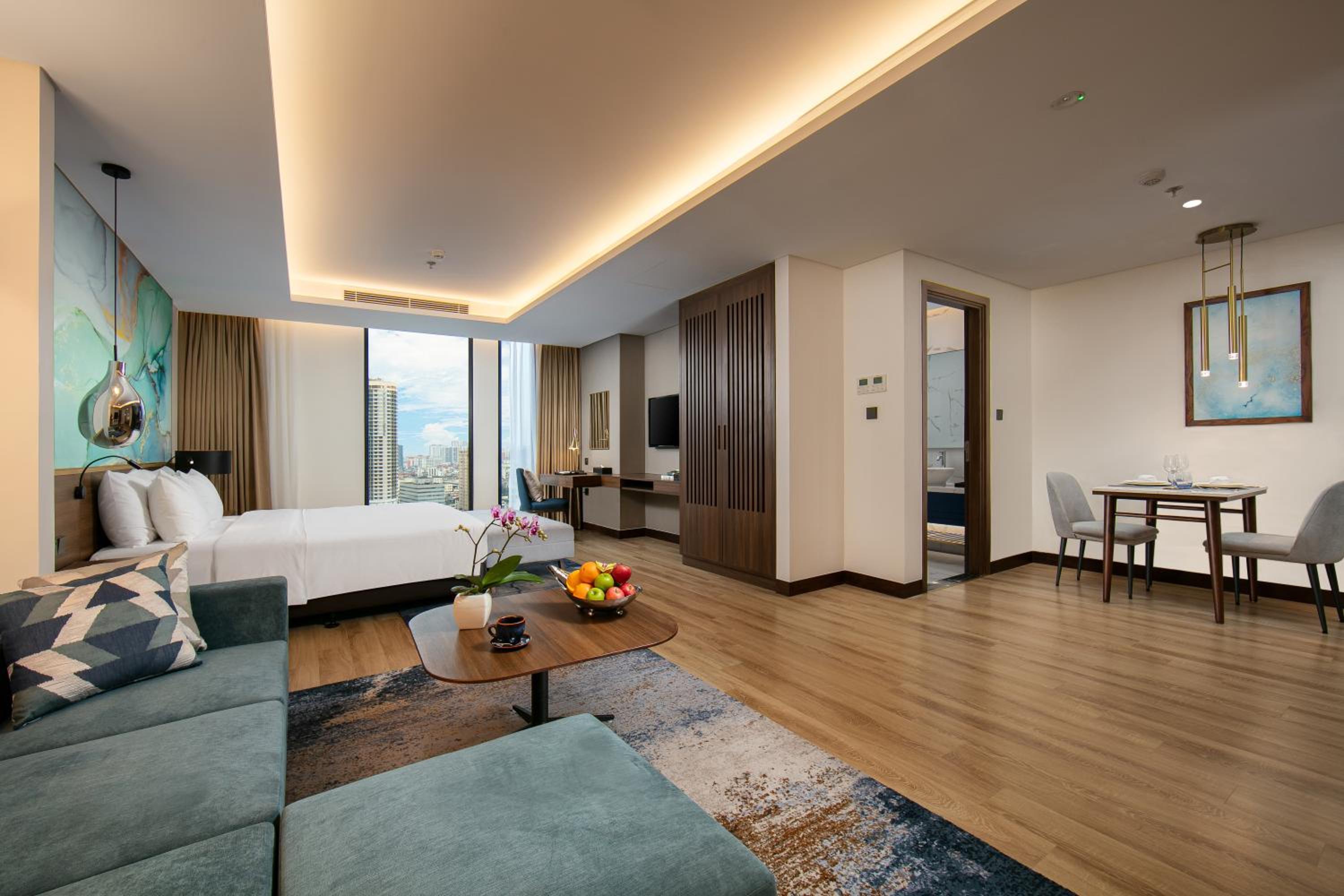 Junior Suite - Free Chocolate Hour 16:00 to 17:00