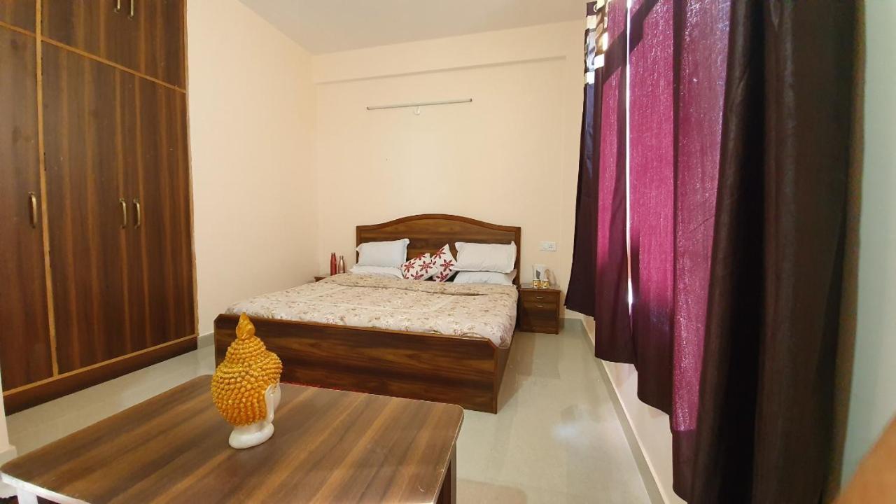 Two-Bedroom Townhouse - Photo 14