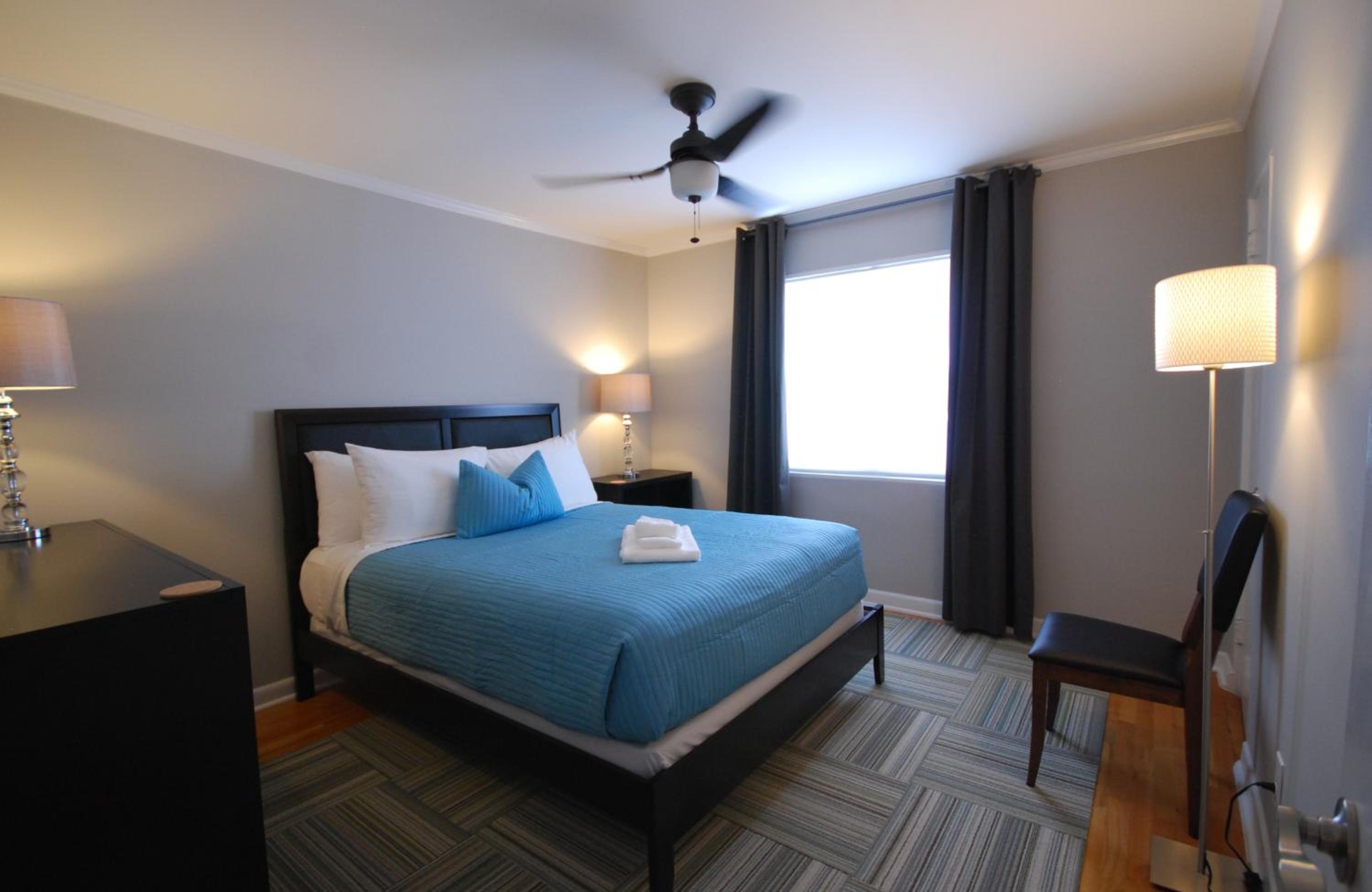 'Bigger Awesome' 2BR/1BA Apartment, 15 Standish Ave, 30309 - Photo 11