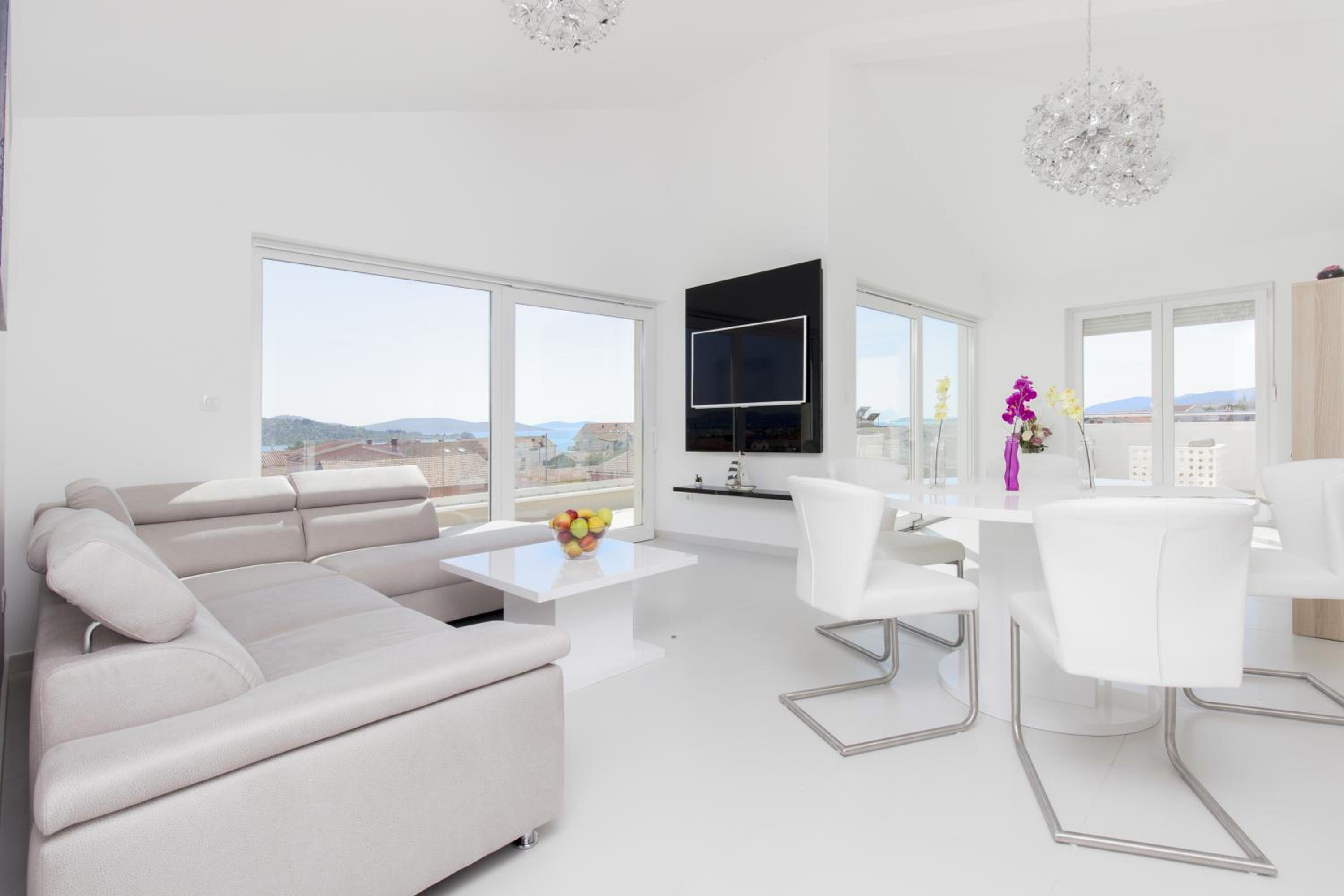 Penthouse Apartment photo 2