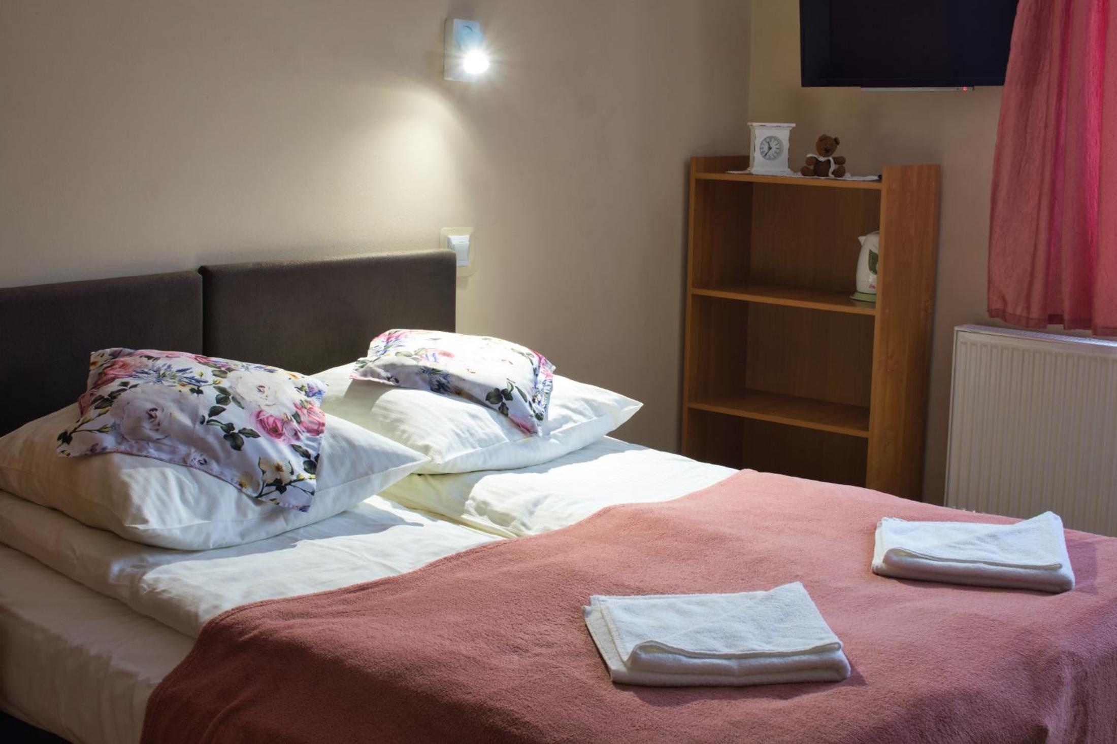Double Room with Balcony photo 3