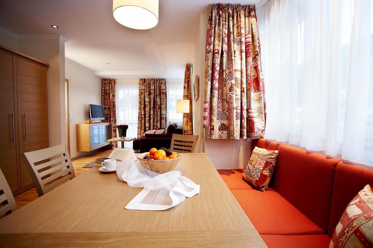Apartment with Mountain View photo 1