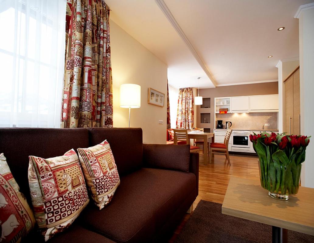 Apartment with Mountain View photo 1