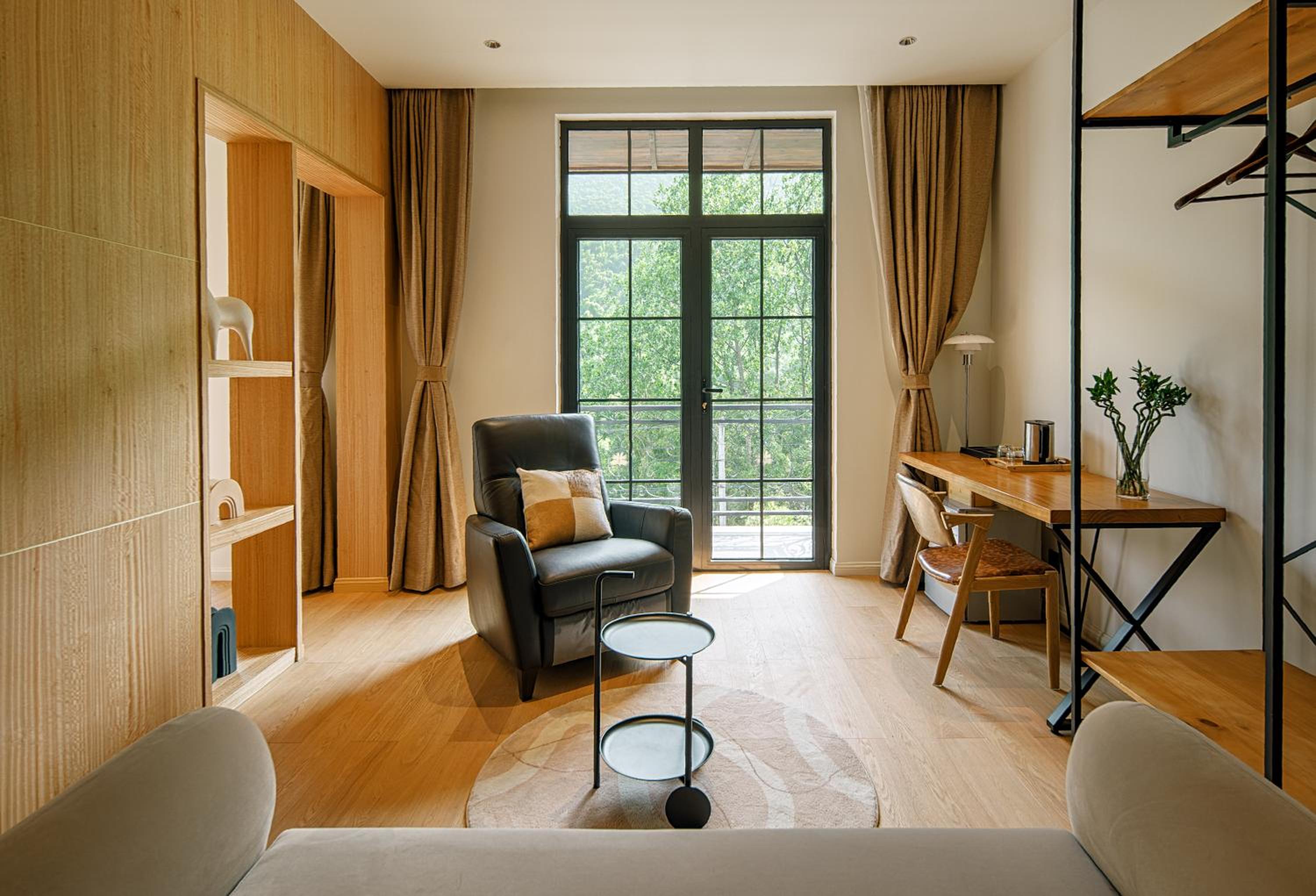 Barolo Family Suite with Deluxe Mountain View