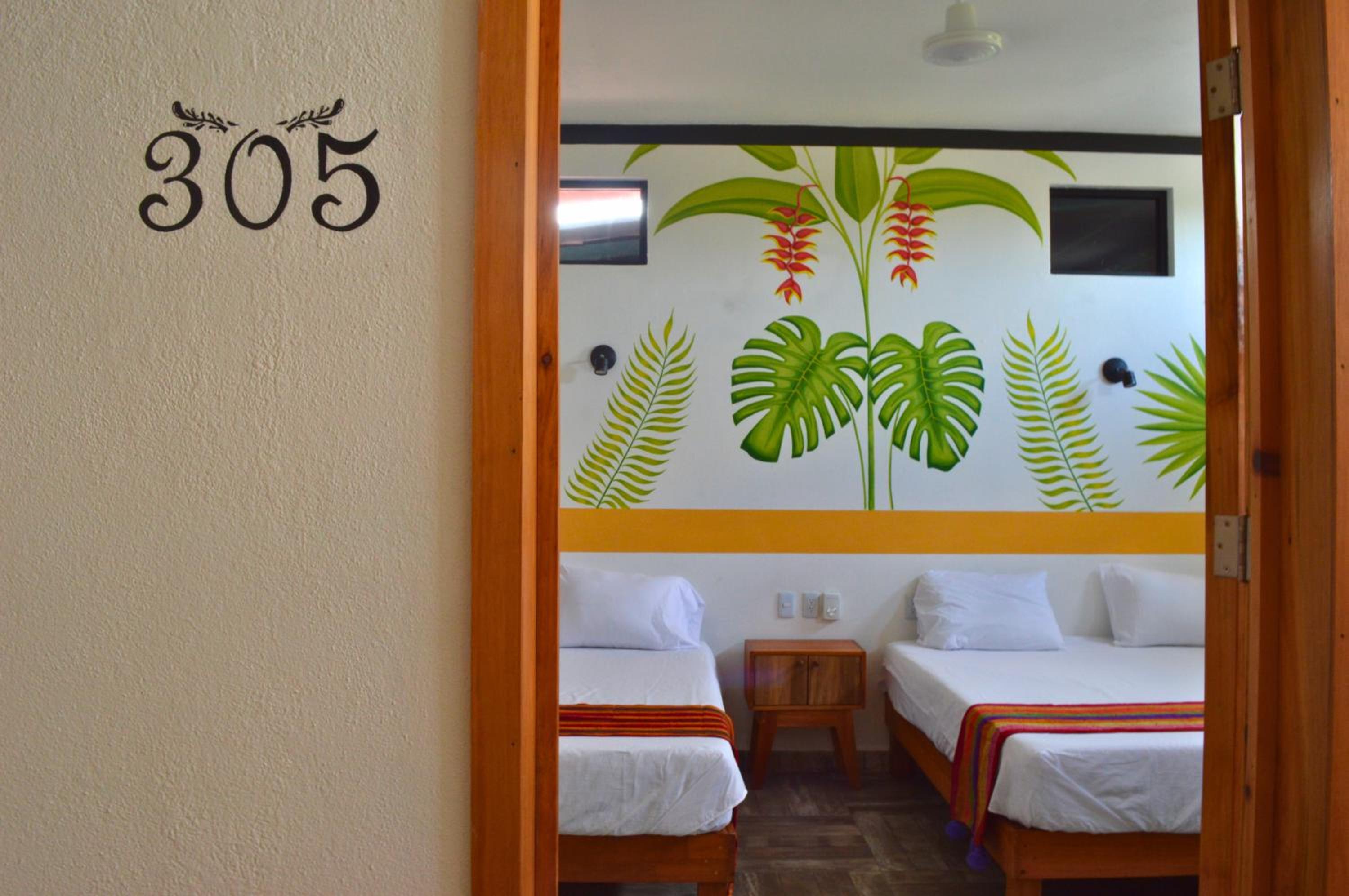 Twin Room - Photo 7