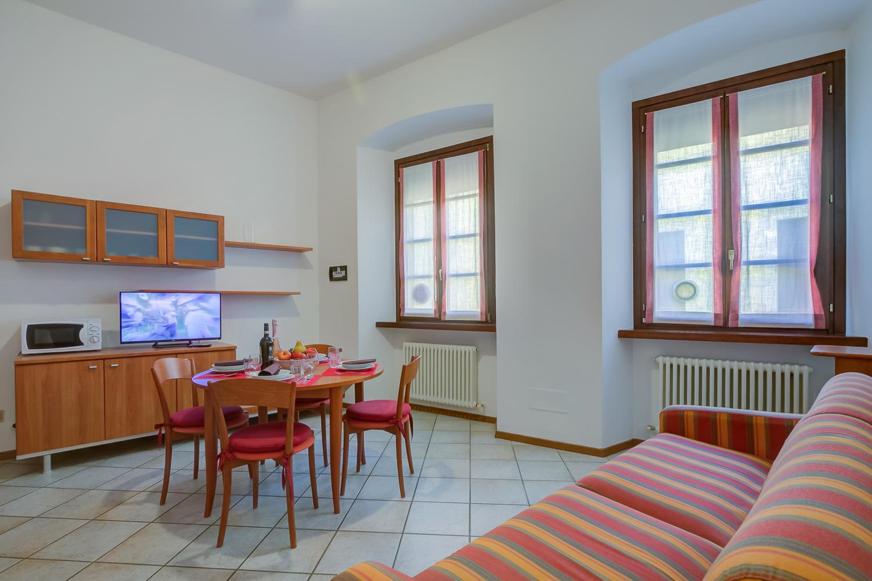 Superior One Bedroom Apartment photo 1