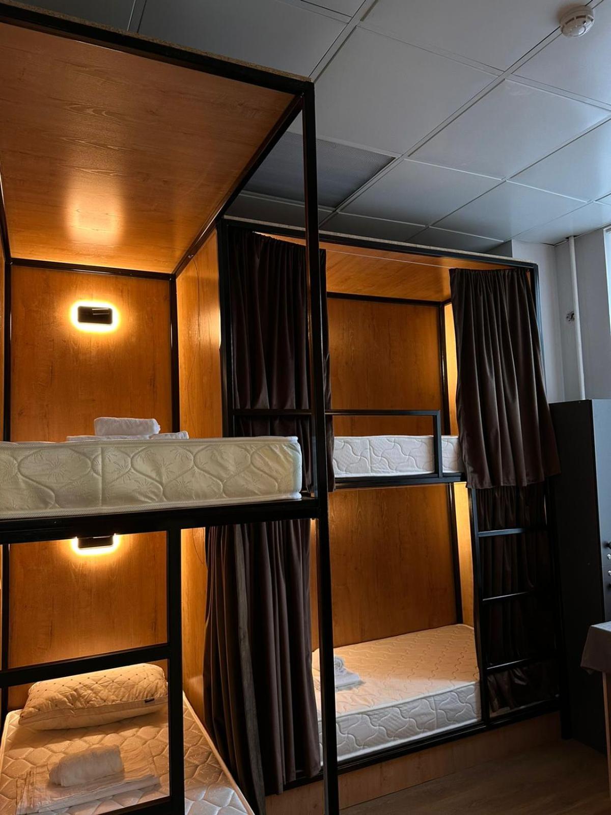 Female Dormitory Room photo 1