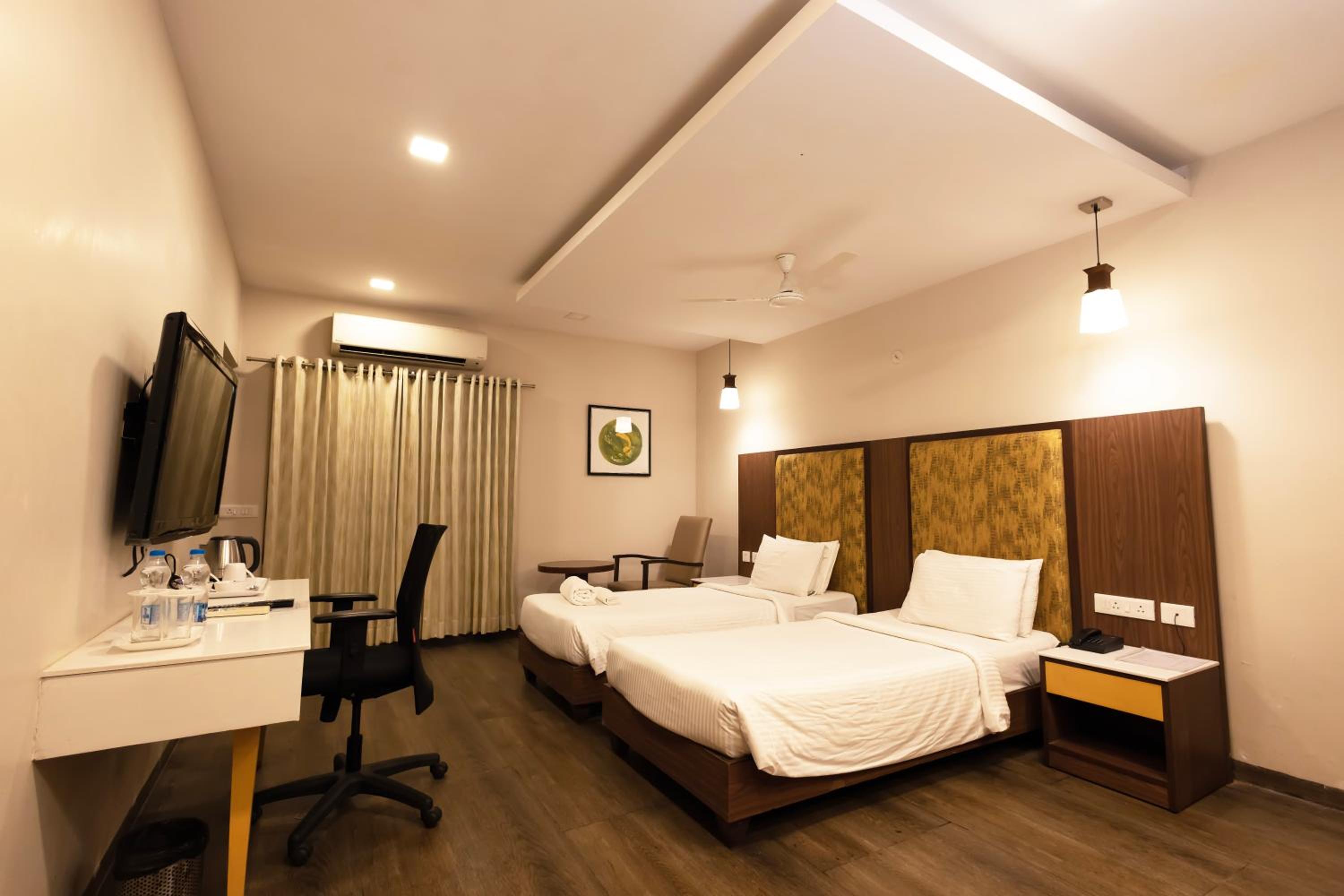 Deluxe Double Room - Photo 2
