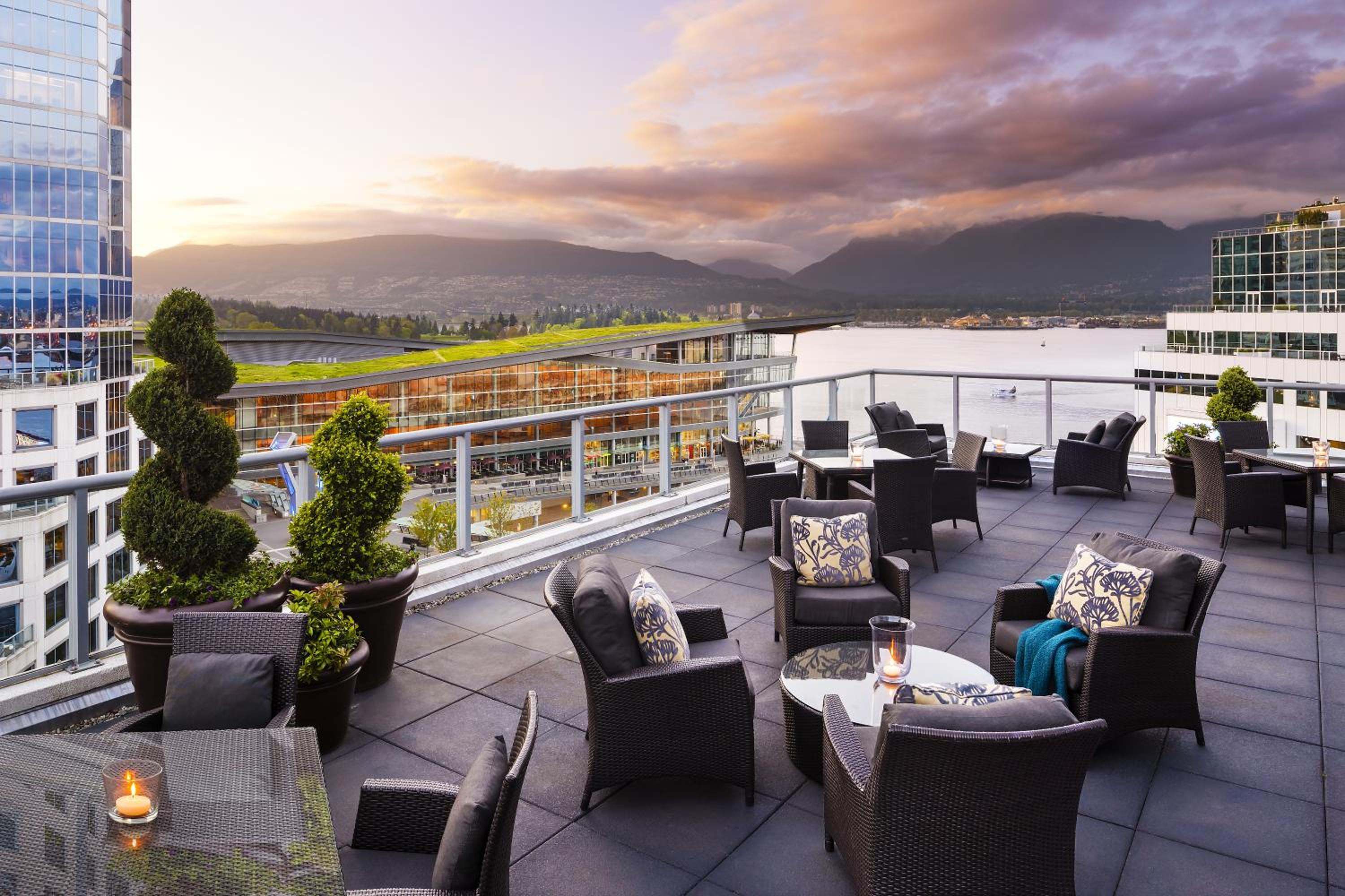 Fairmont Gold City View King Room