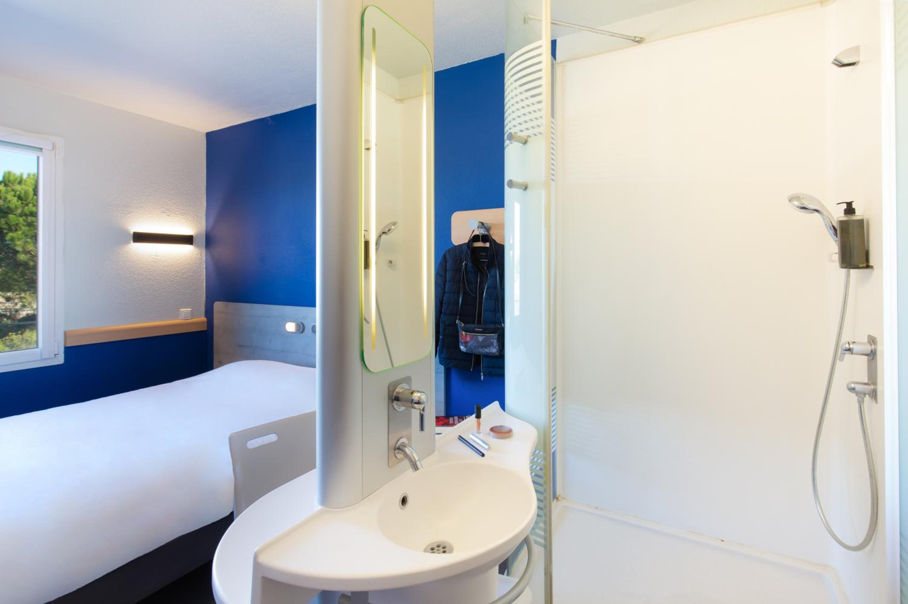 Double Room - Photo 4