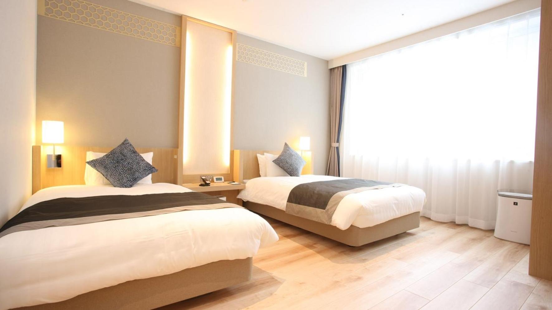 Twin Room - Disability Access - Non-Smoking photo 3