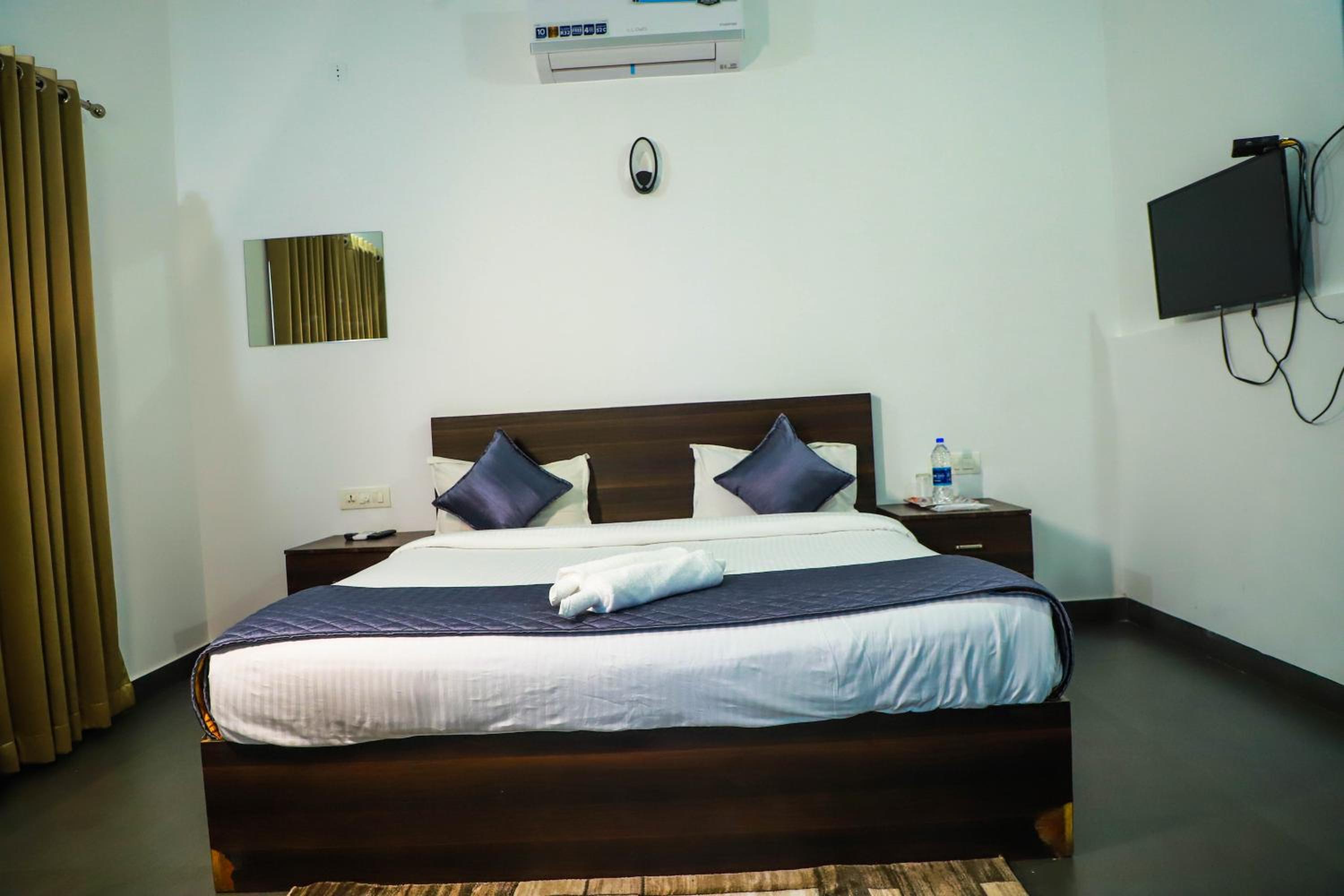 Double Room With Pool View