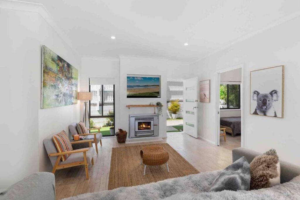 Three-Bedroom House photo 1