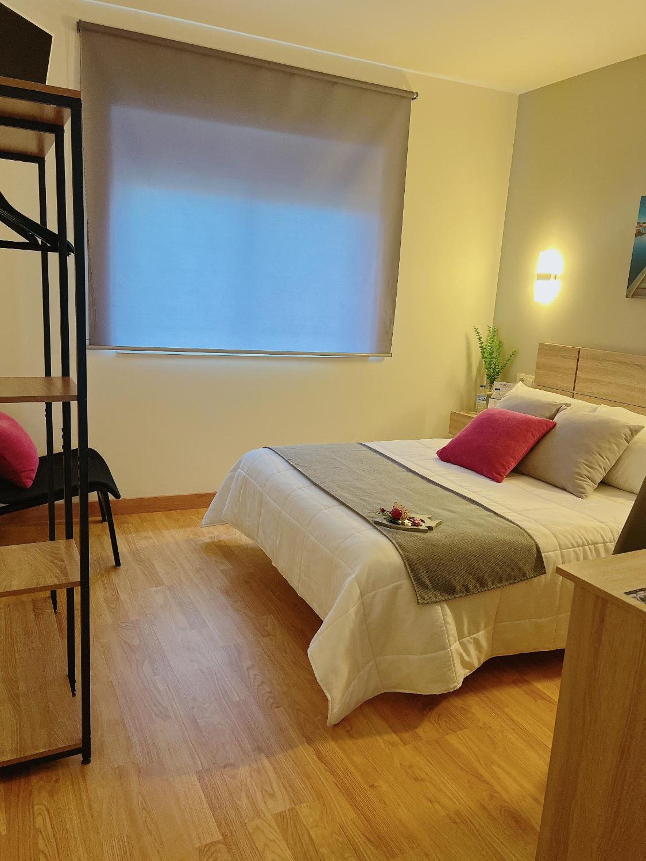 Double Room with Garden View - Photo 5