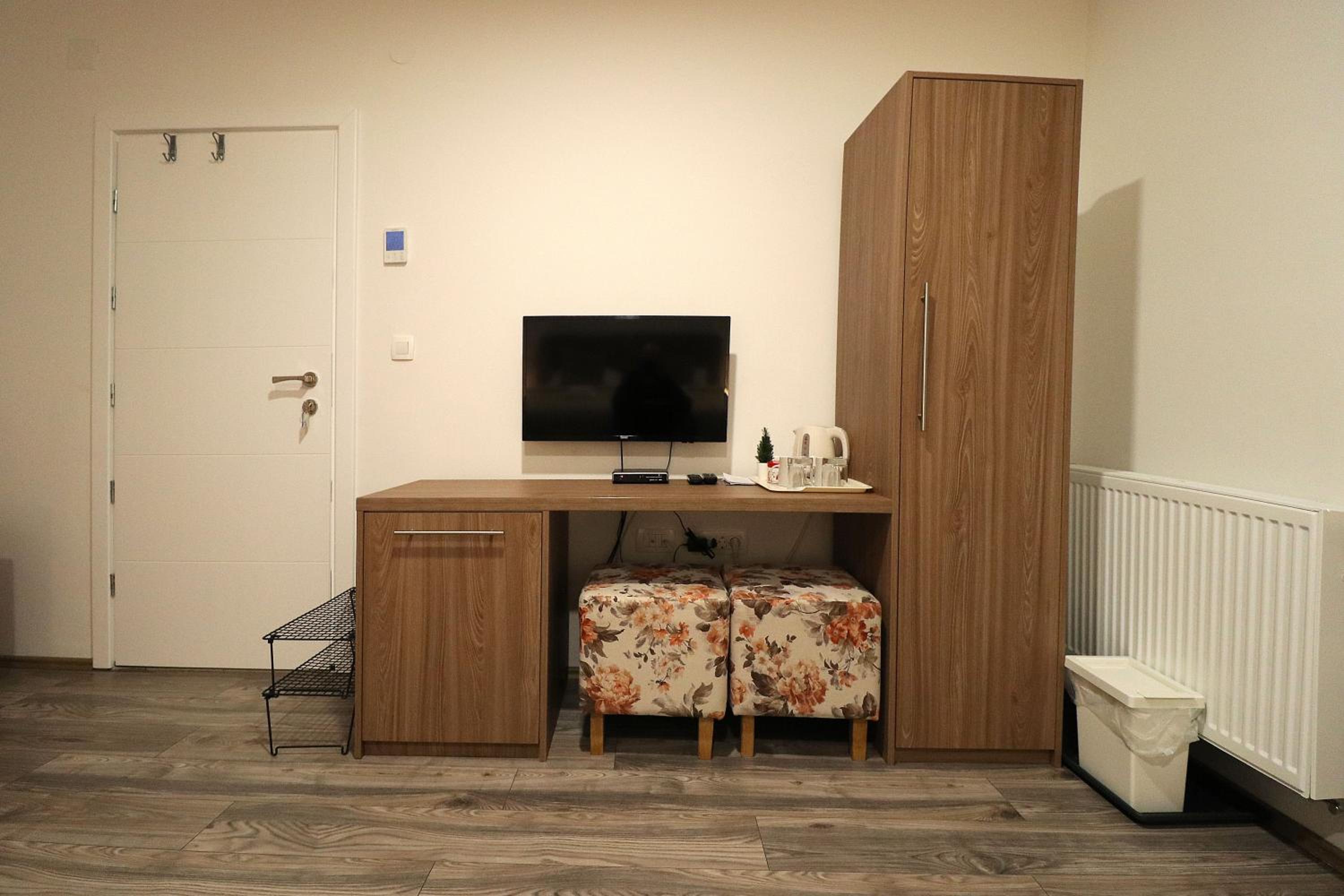 Triple Room with Private Bathroom - Photo 4