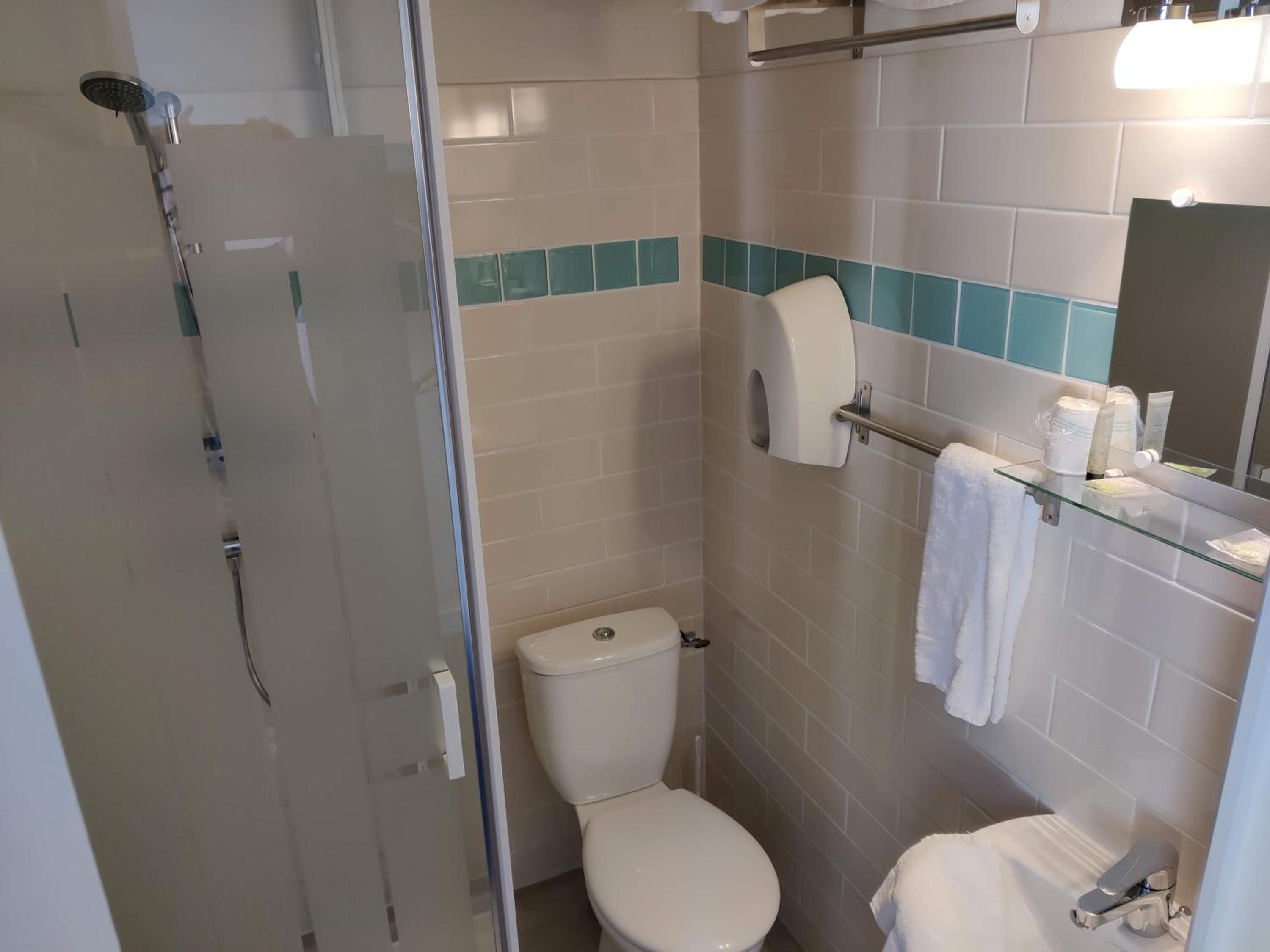 Double Room - Photo 3