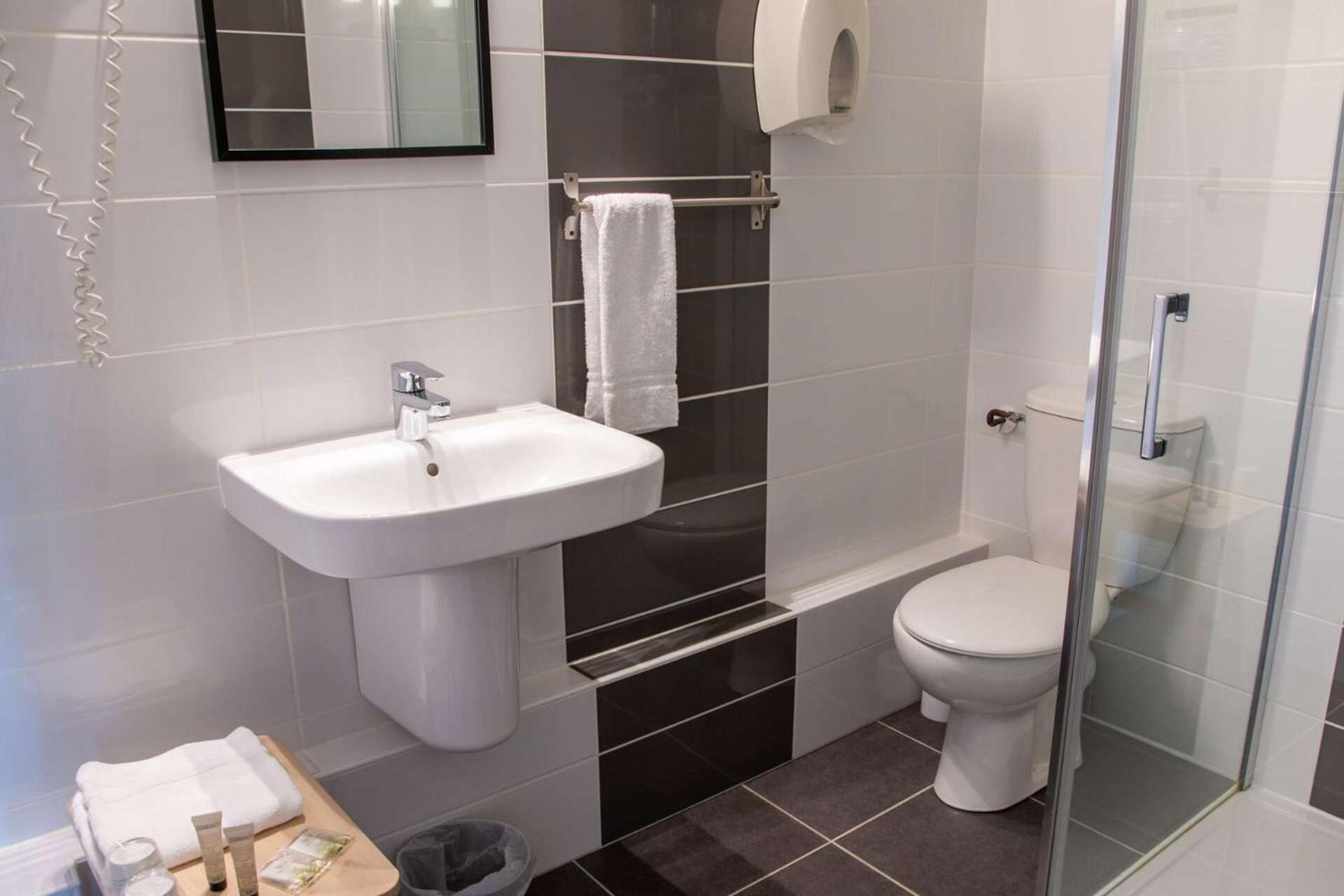 Superior Double Room - Photo 2