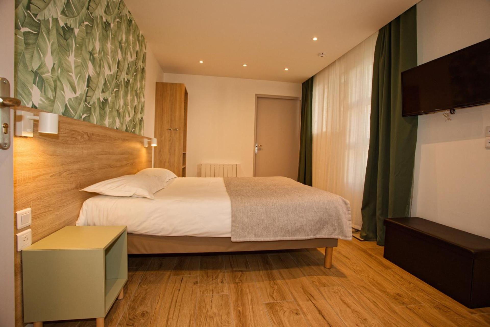Double Room - Disability Access photo 1
