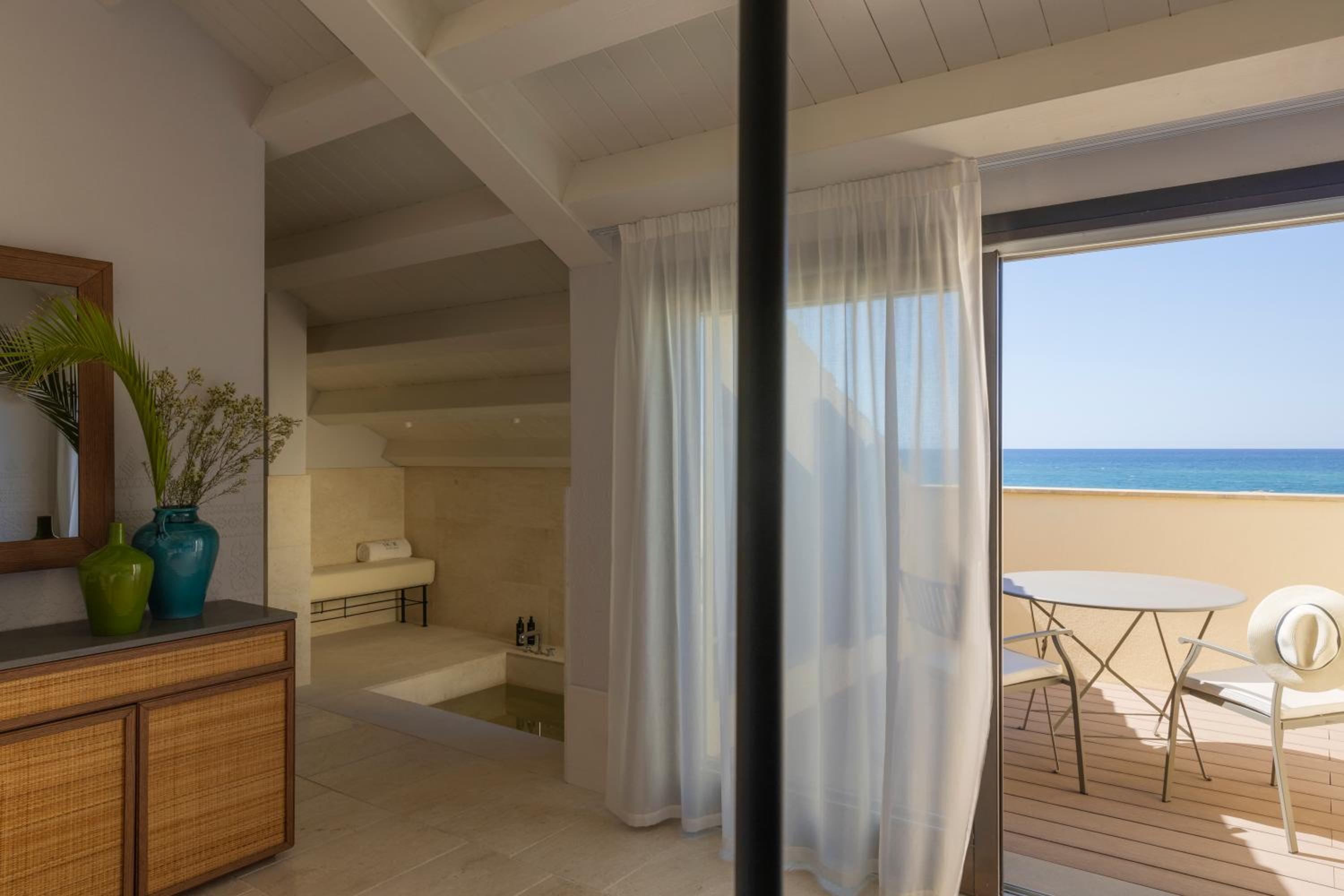 Junior Suite with Sea View photo 2