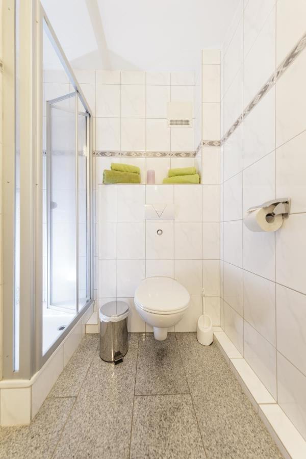 Apartment 2 photo 2