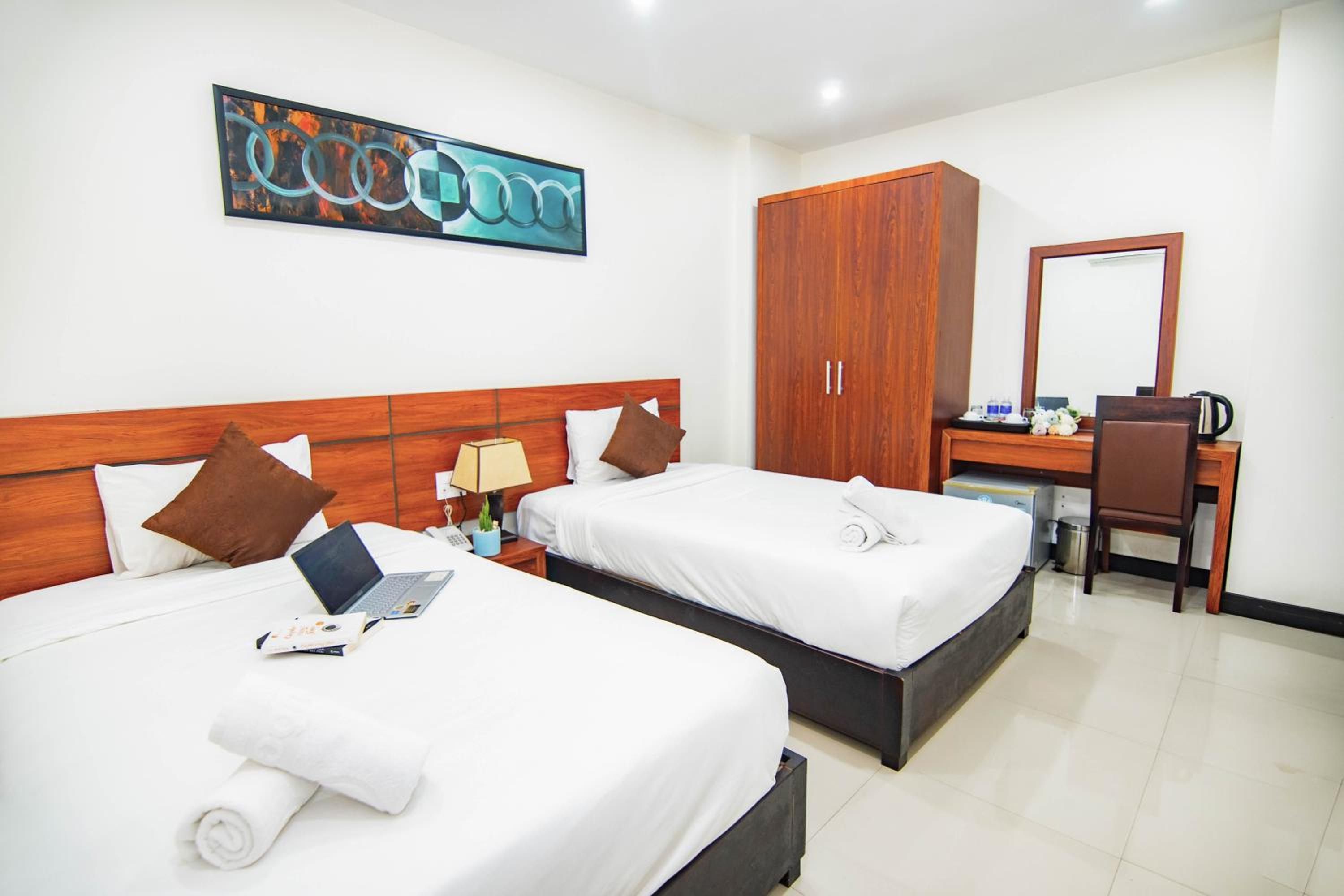 Superior Twin Room - Photo 11