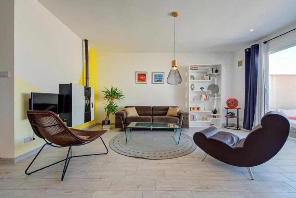 Penthouse Apartment