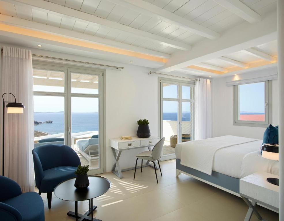 Executive Suite with Private Pool Panoramic Sea View - New Section