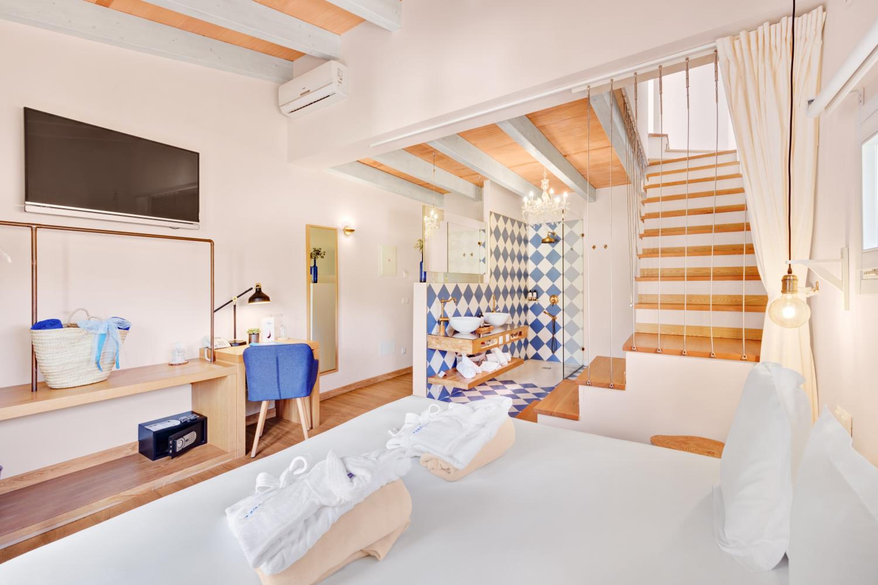 Double Room with Terrace photo 3