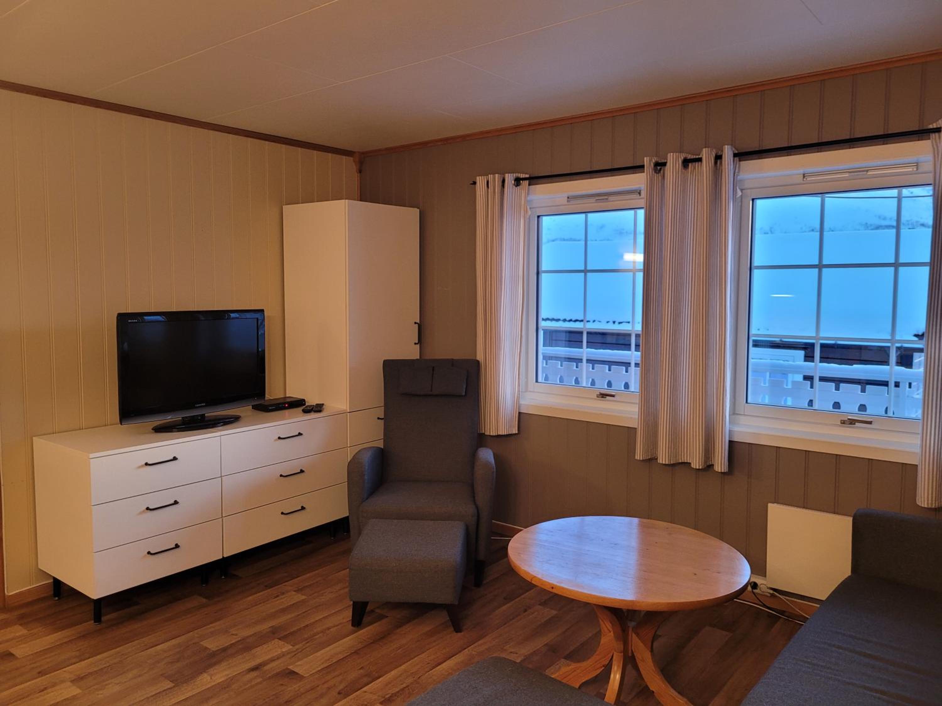 Cottage (4 Adults) photo 3