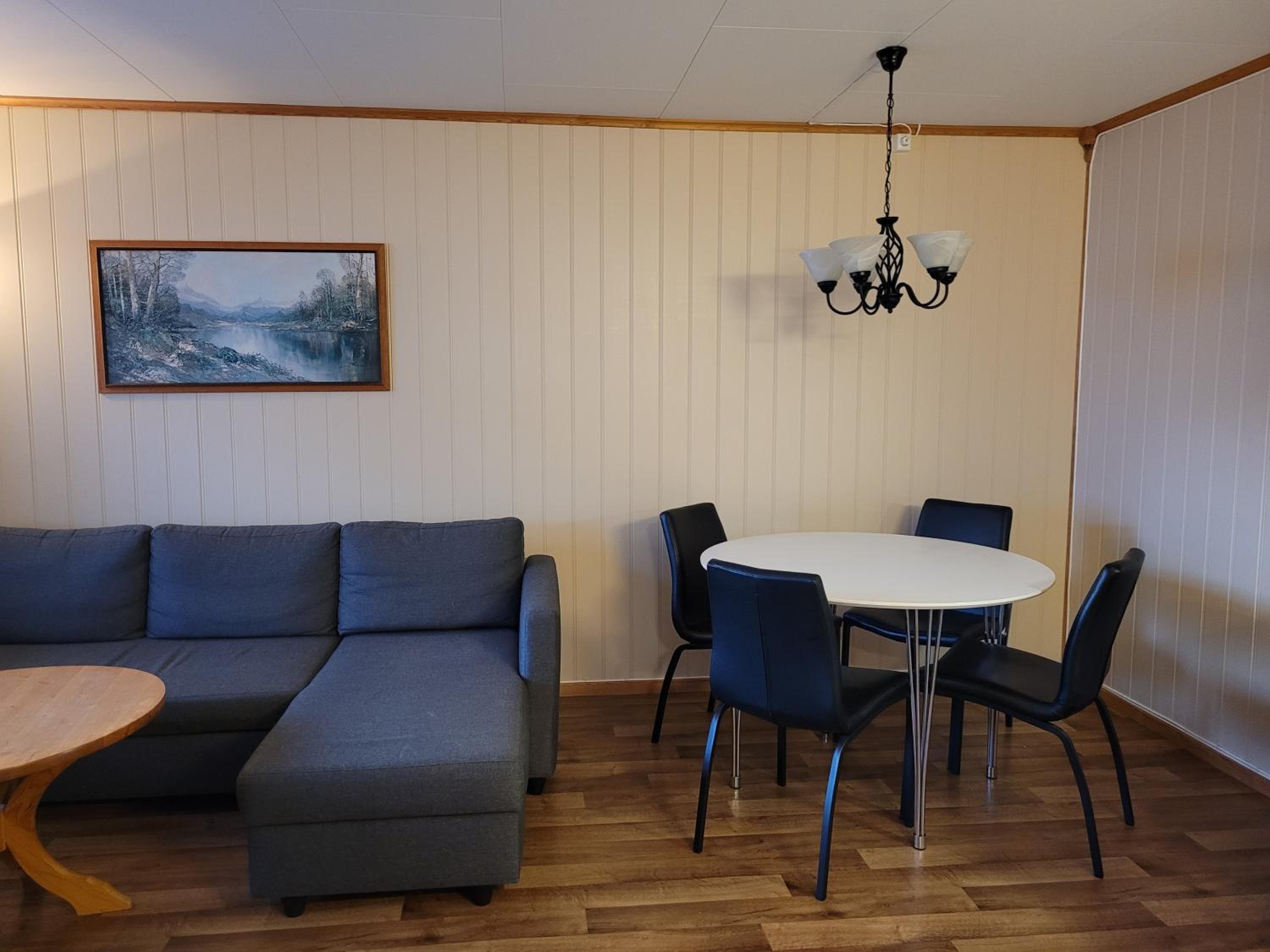 Cottage (4 Adults) photo 2