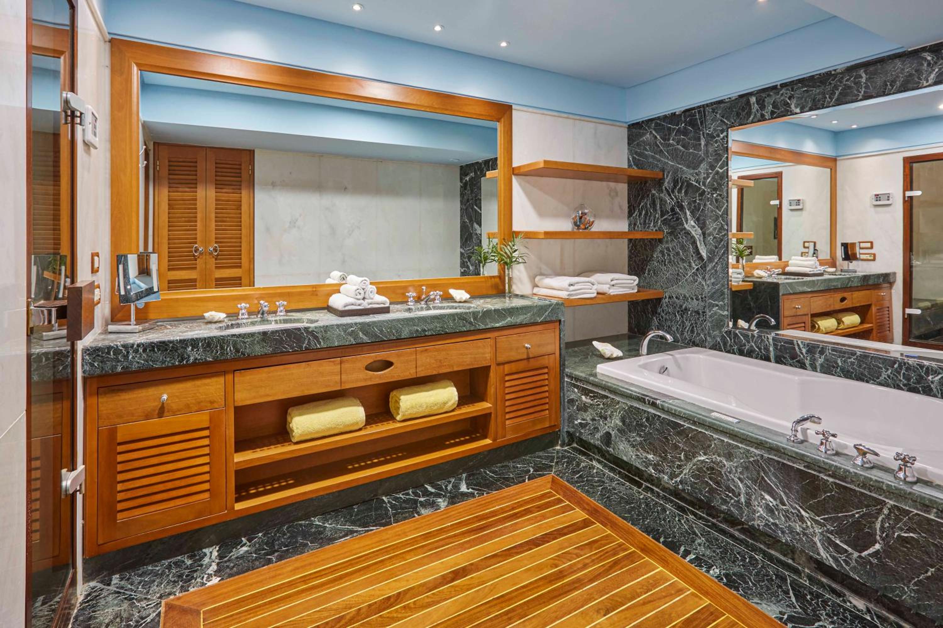 Island Bungalow Waterfront - Photo 4