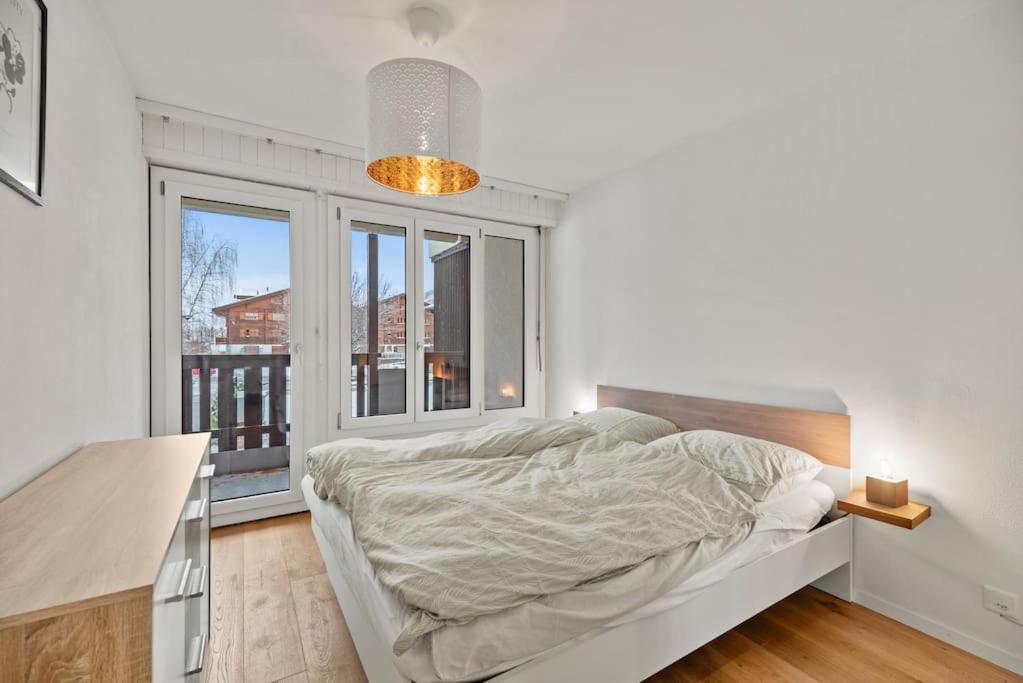 One-Bedroom Apartment photo 3