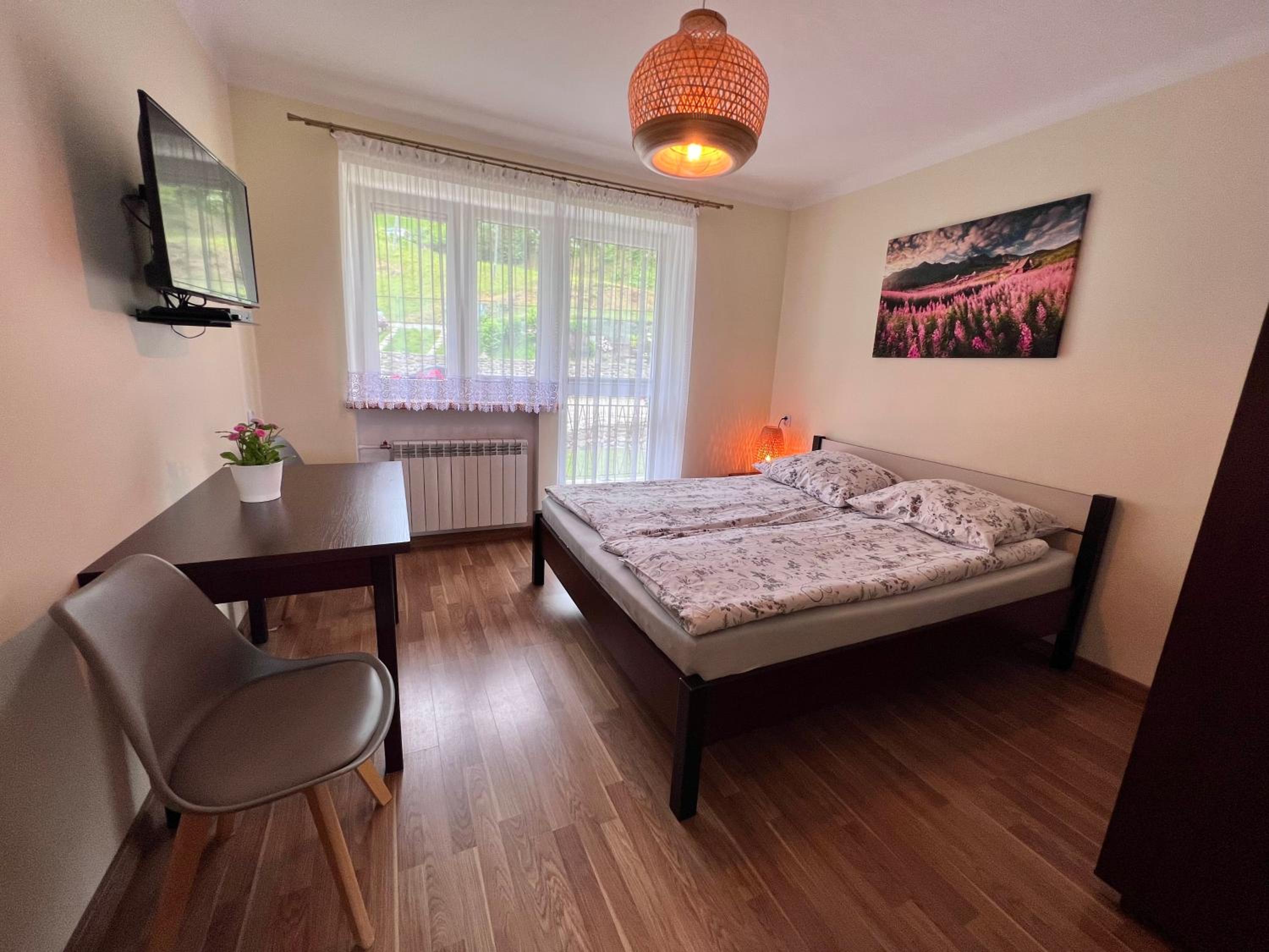 Apartment with Mountain View photo 1