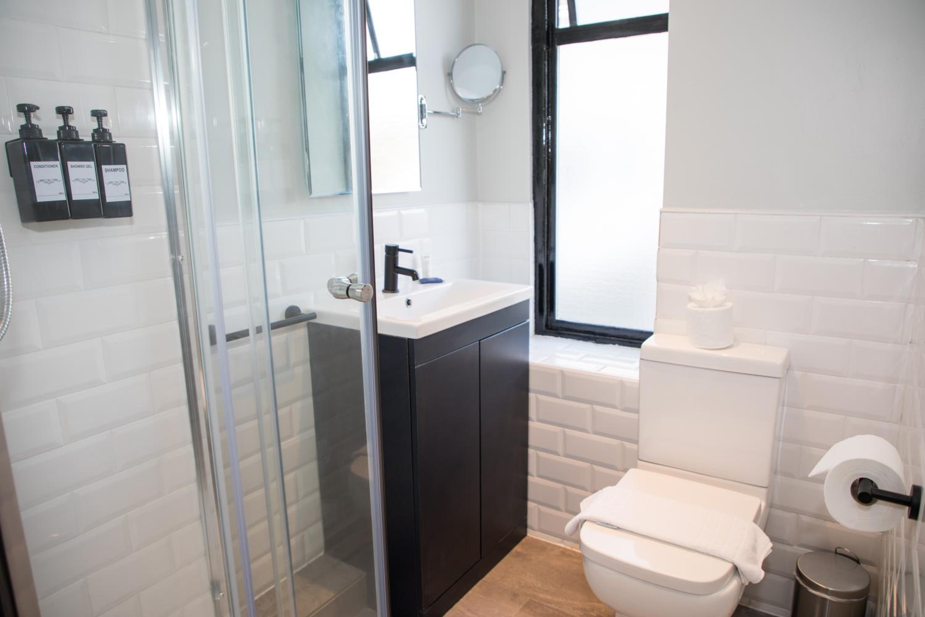 Standard Room - Photo 6
