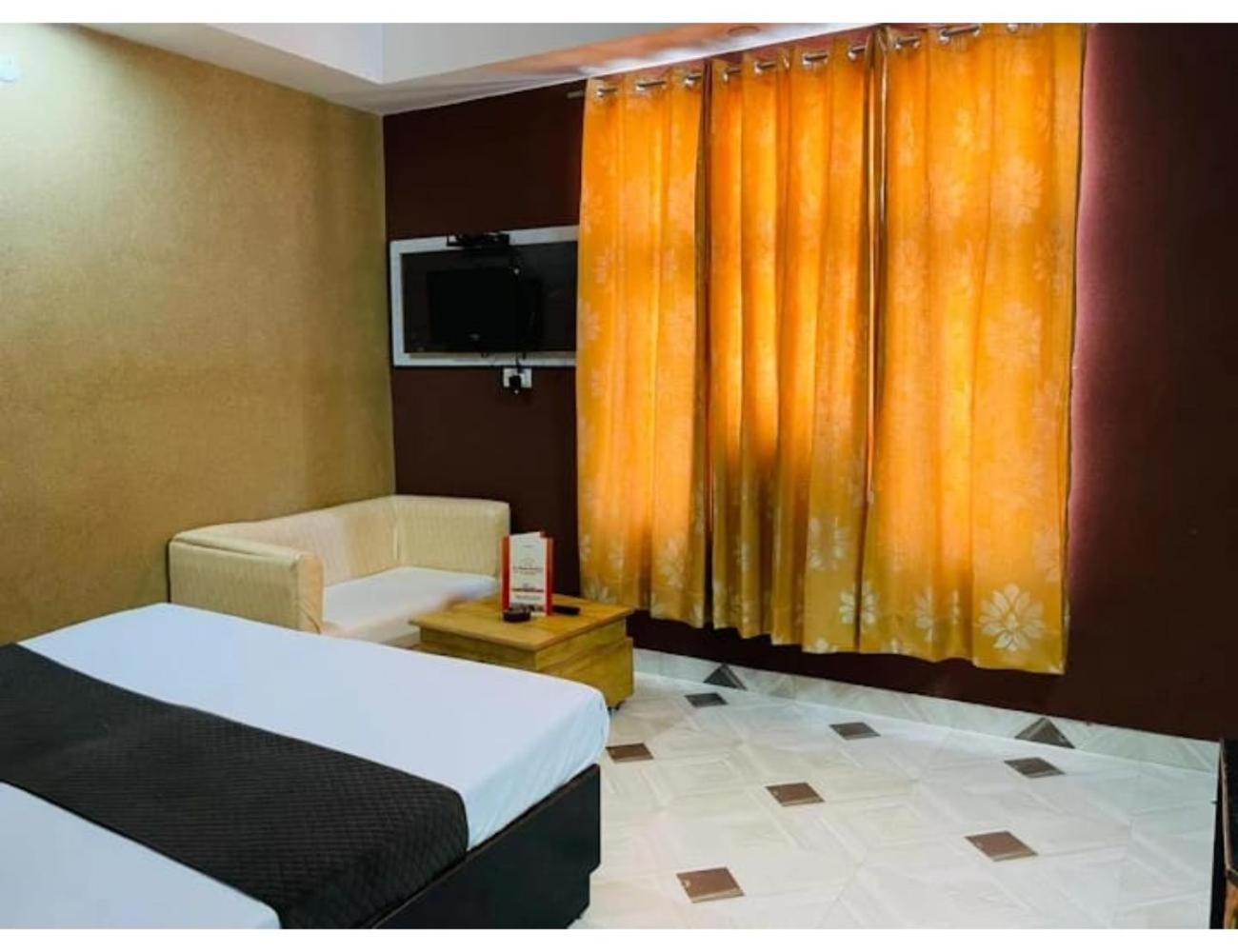 Deluxe Triple Room photo 2