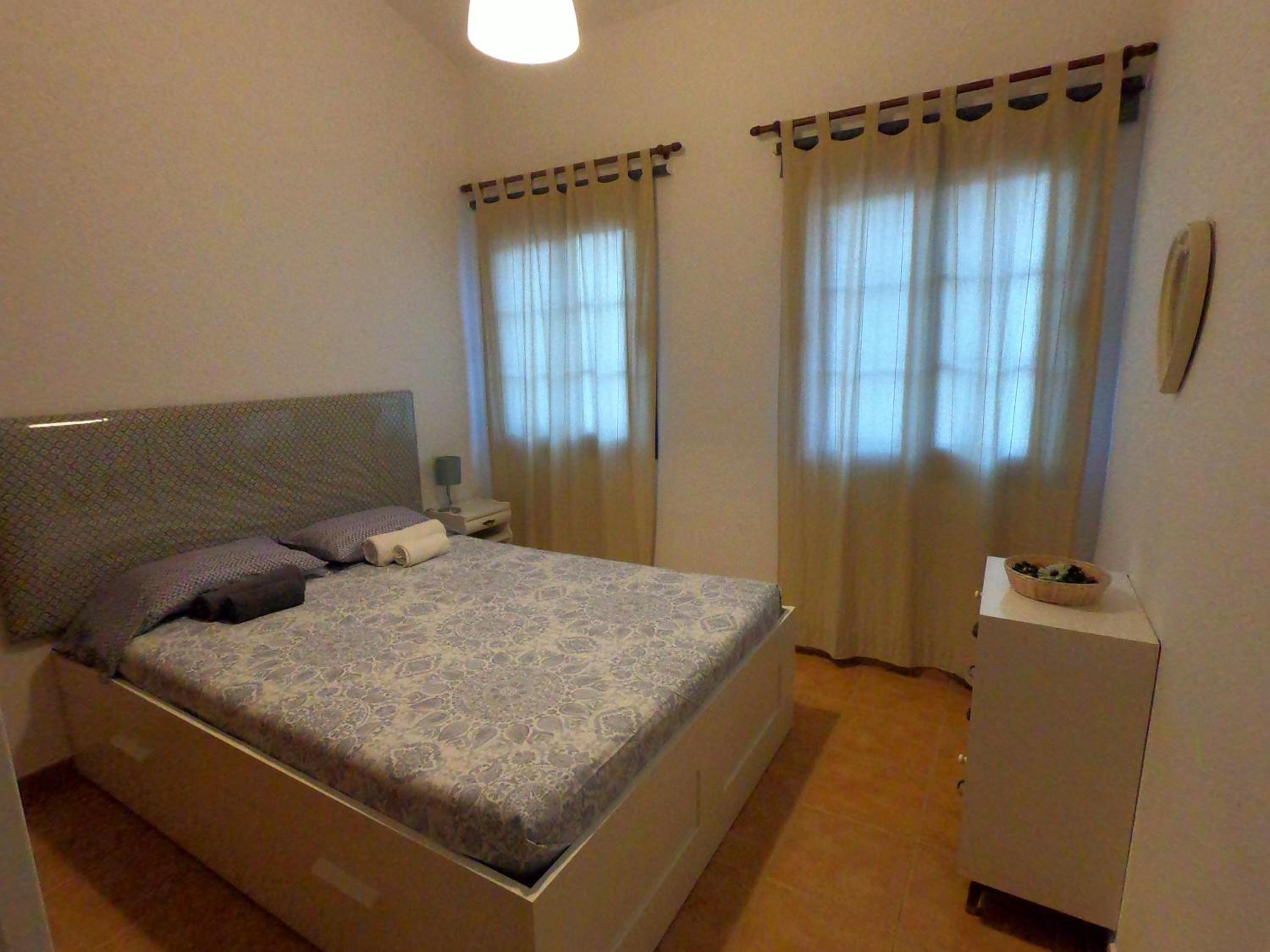 Two-Bedroom Apartment - Photo 5