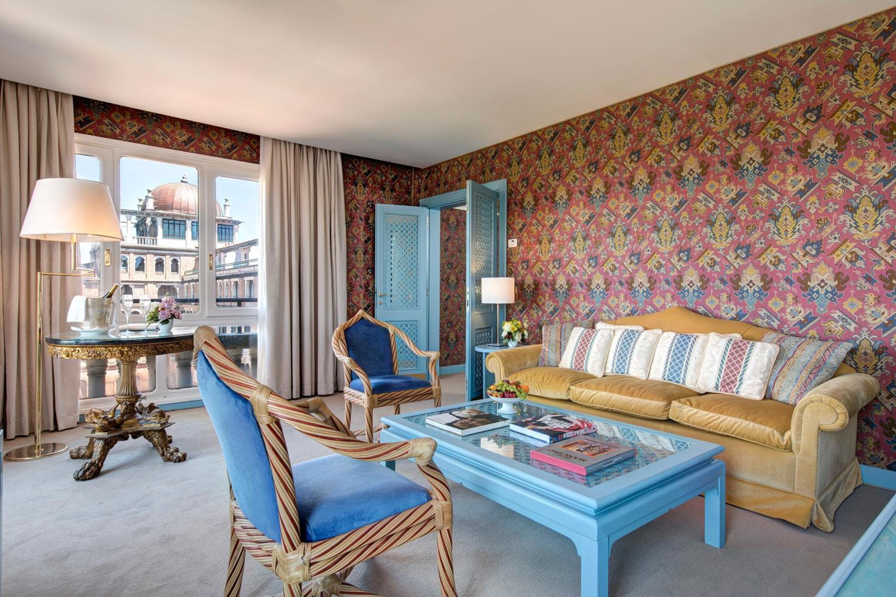 Superior Suite -Iconic-