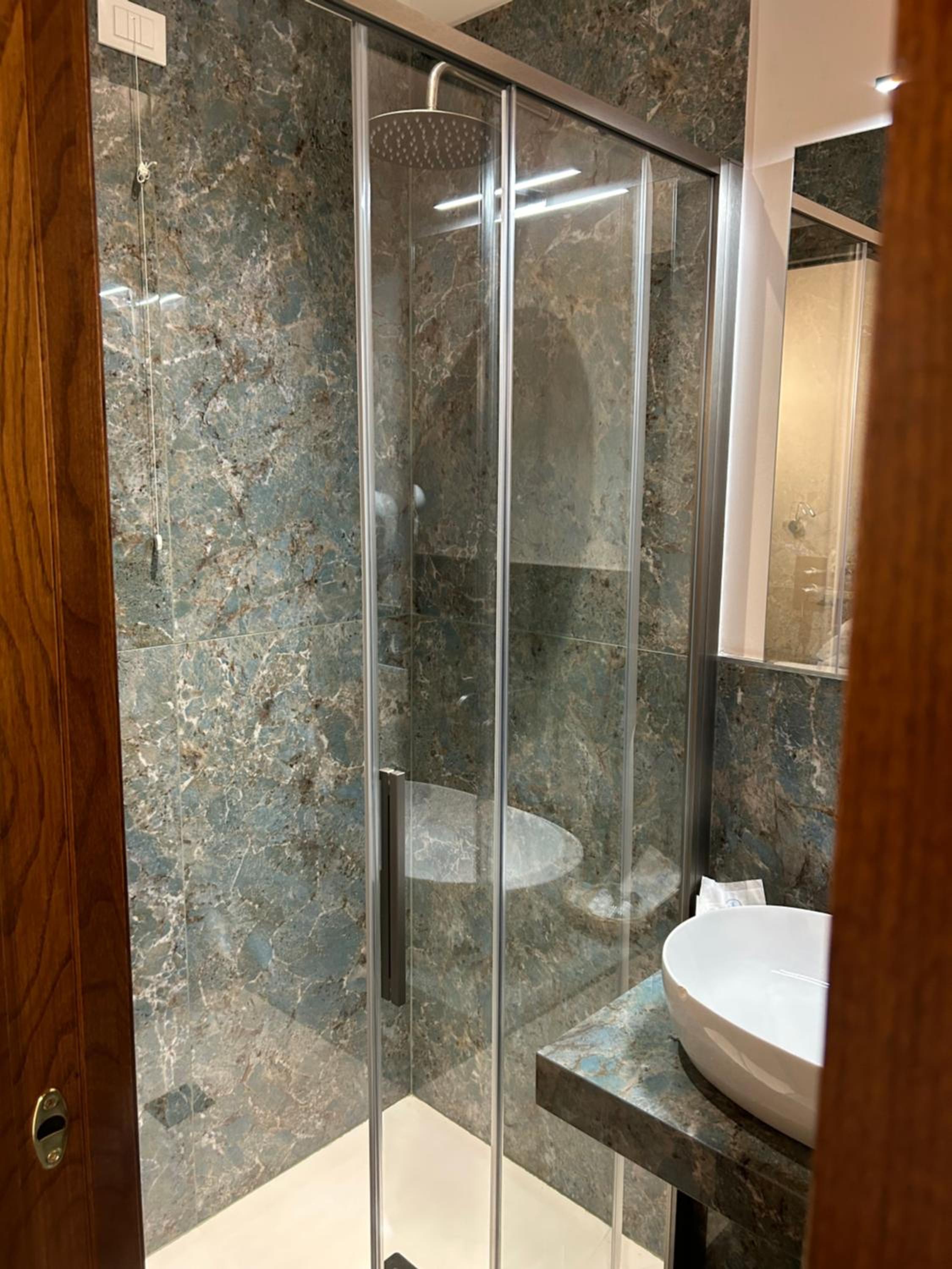 Superior Triple Room photo 2
