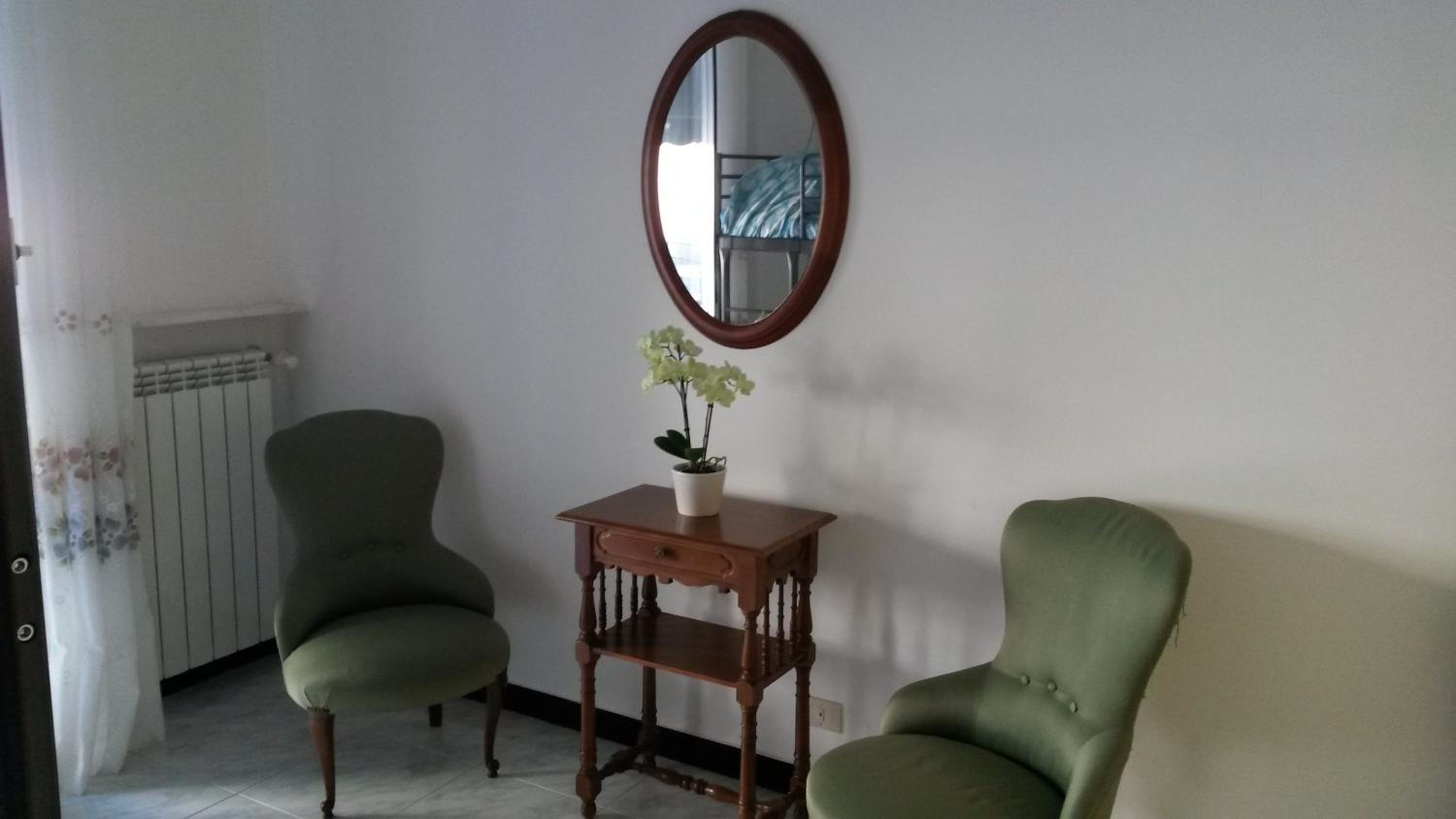 Apartment with Balcony - Photo 3