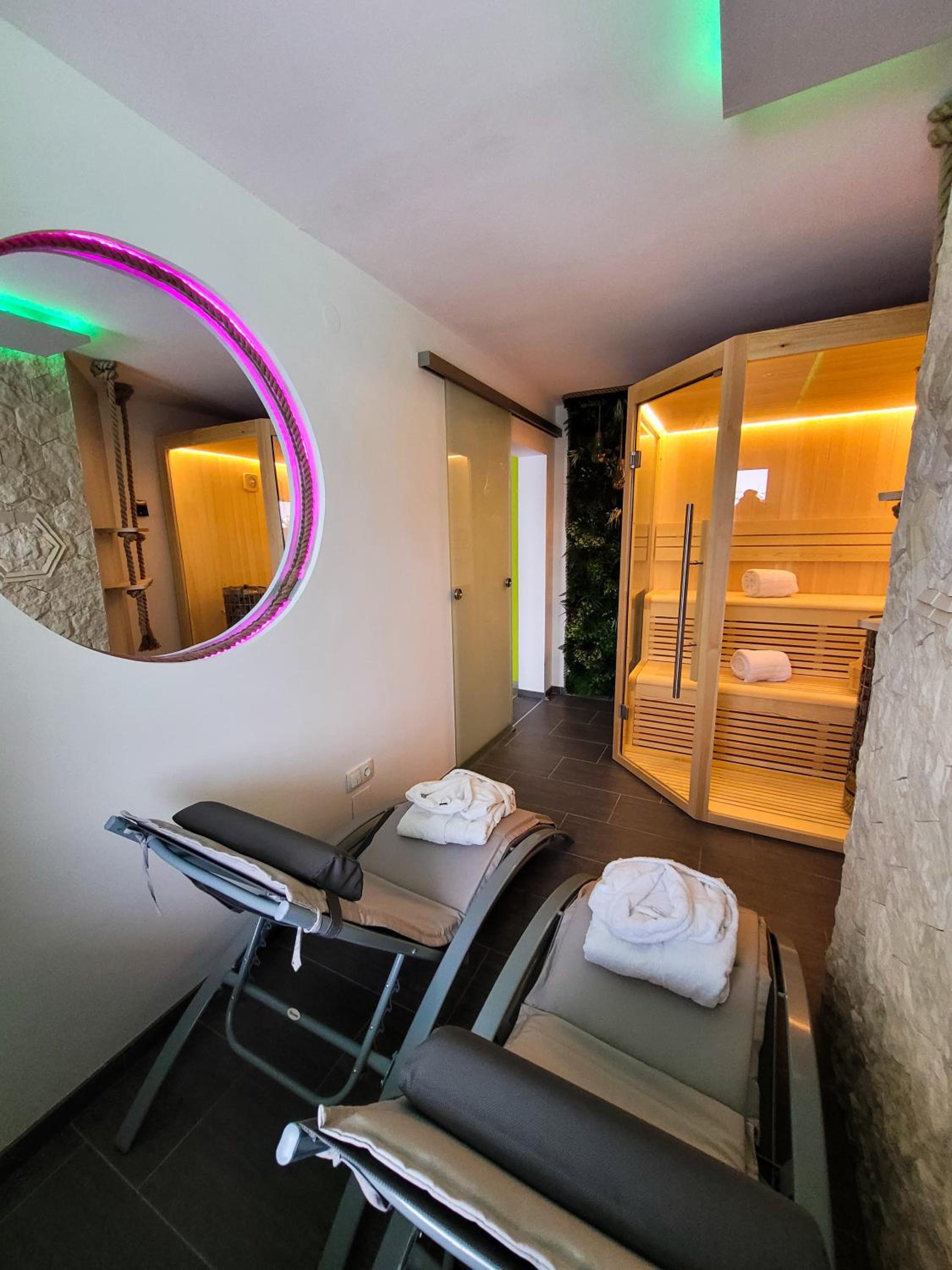 Apartment with Sauna photo 2