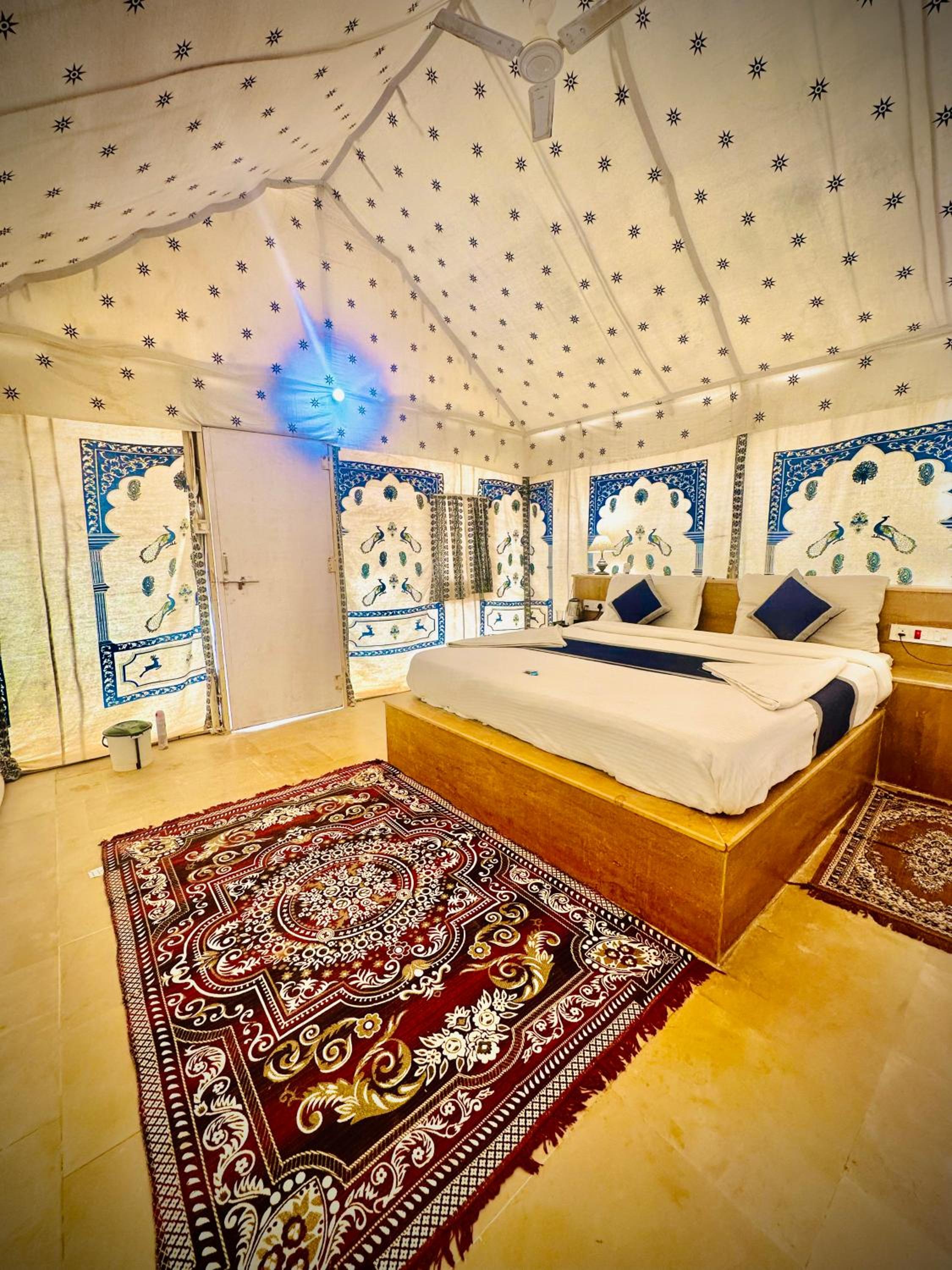 Deluxe Double Room photo 3