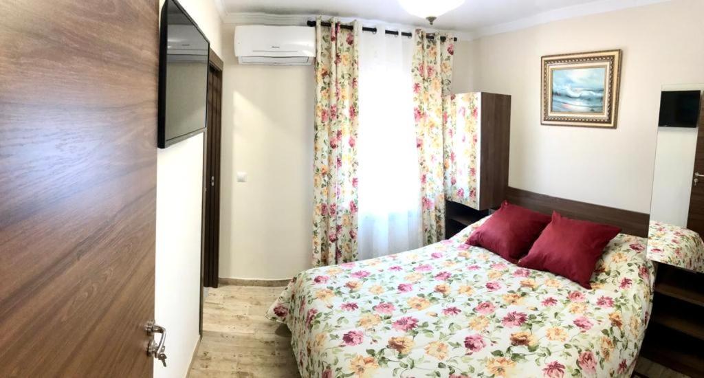 Casa de Seis Habitaciones